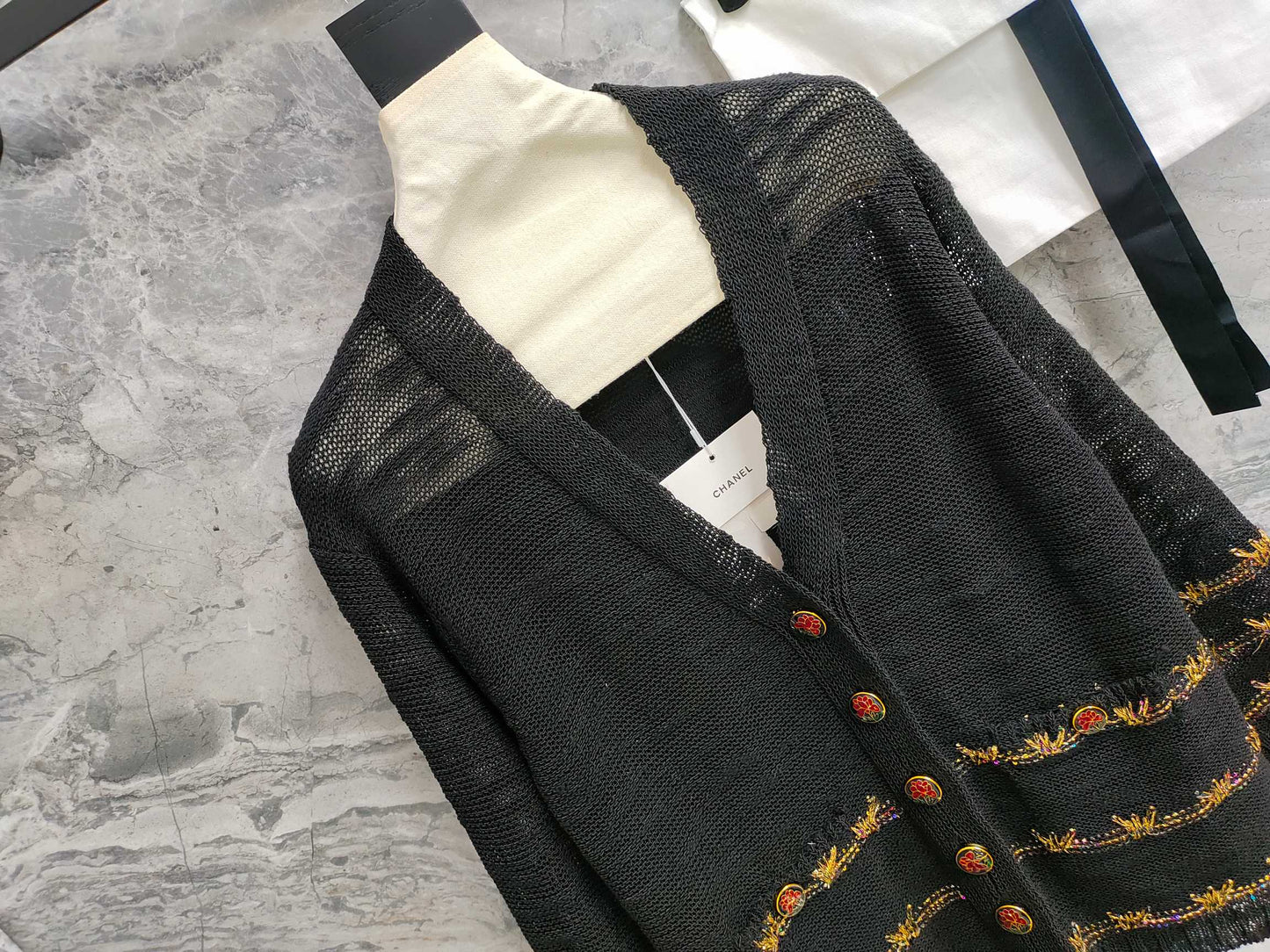 小香家-金線刺繡V領針織開襟衫