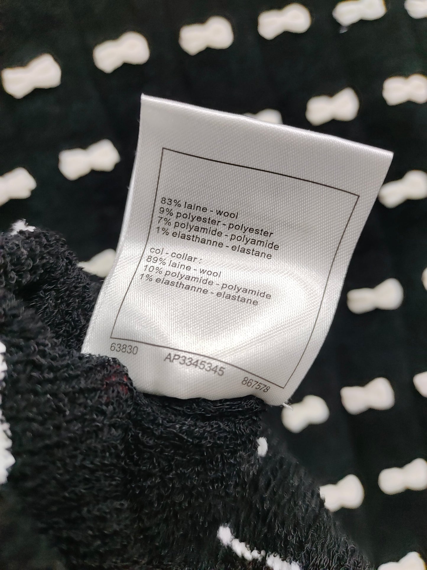 小香家-25滿版刺繡蝴蝶結毛衣