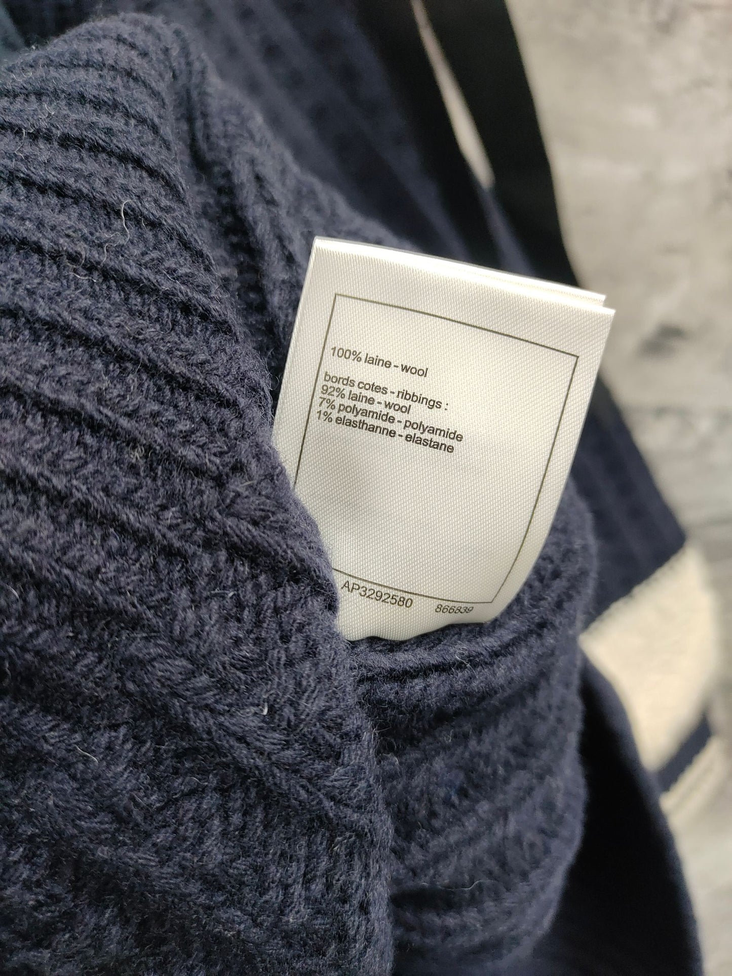 小香家-滑雪系列圓領撞色羊毛毛衣 藍色