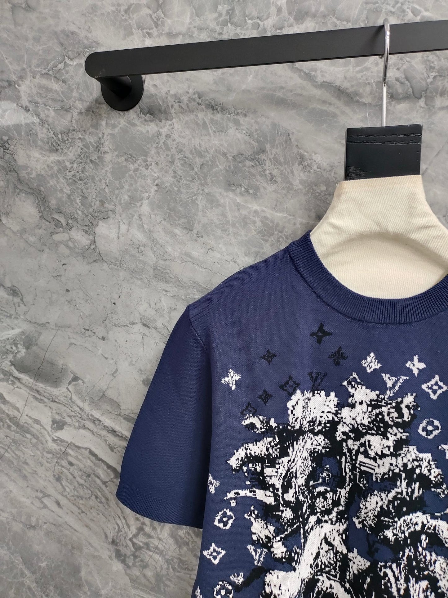 路L家-針織提花上衣兩色 深藍