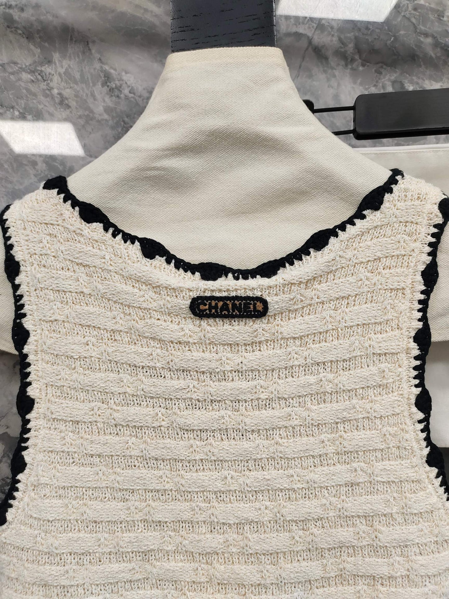 小香家-撞色邊背心 白色
