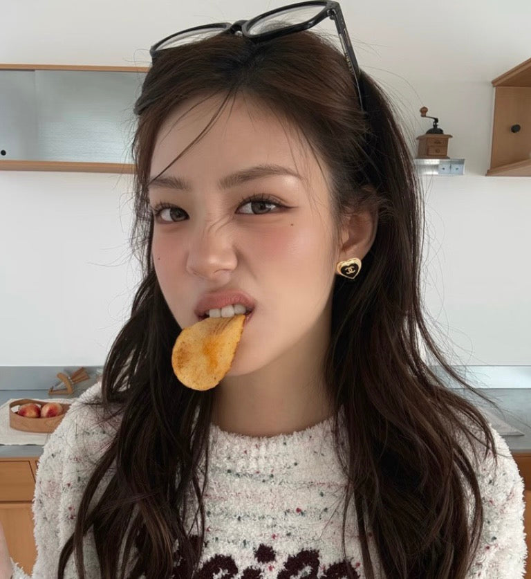 小香家-26愛心金邊耳環