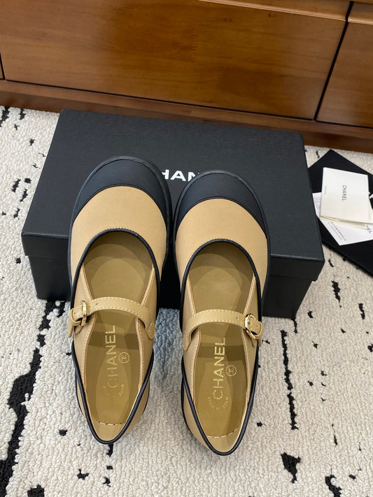 小香家-拚色瑪莉珍鞋 卡其
