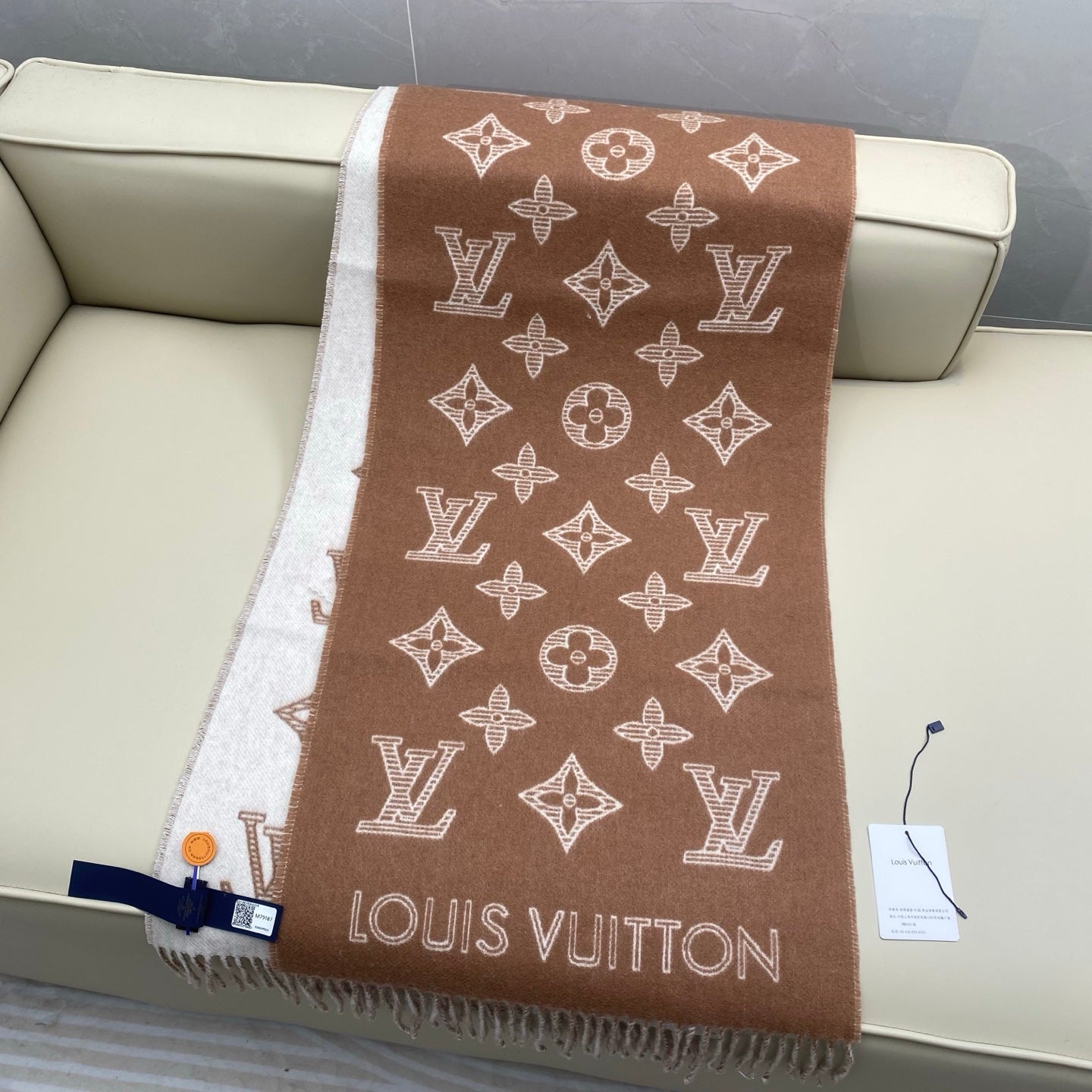 路L家-Monogram Shadow圍巾 40x200  毛絨混紡提花