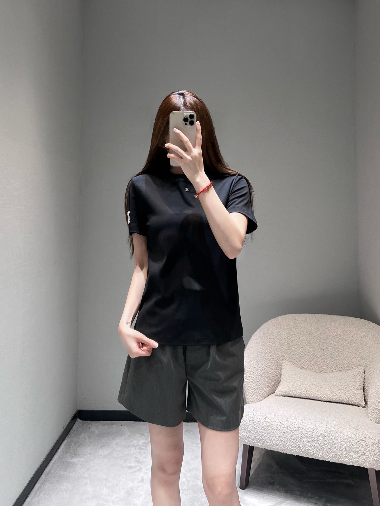 小香家-26早春新品字母短袖T 黑色