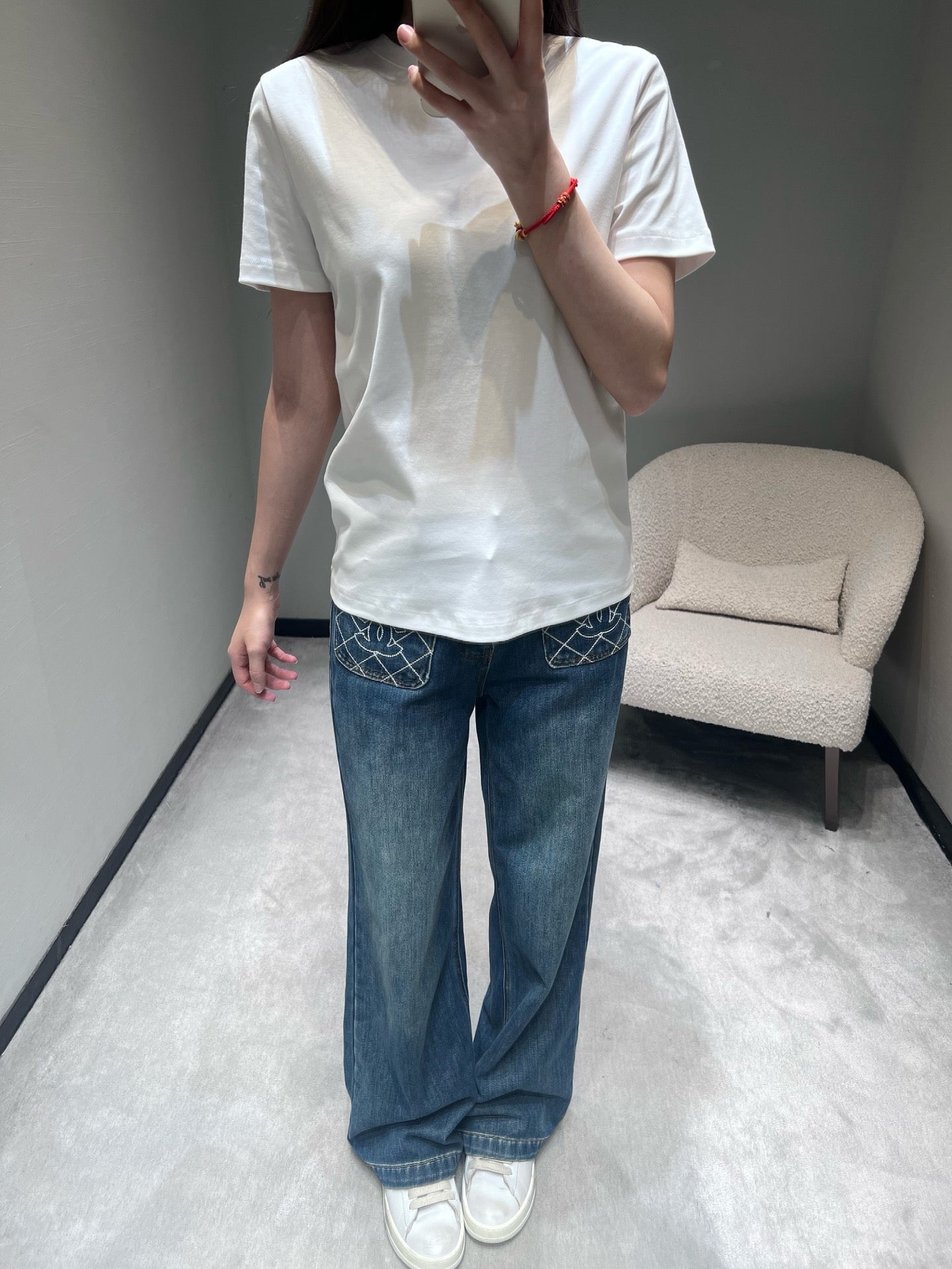 小香家-26早春新品字母短袖T 白色