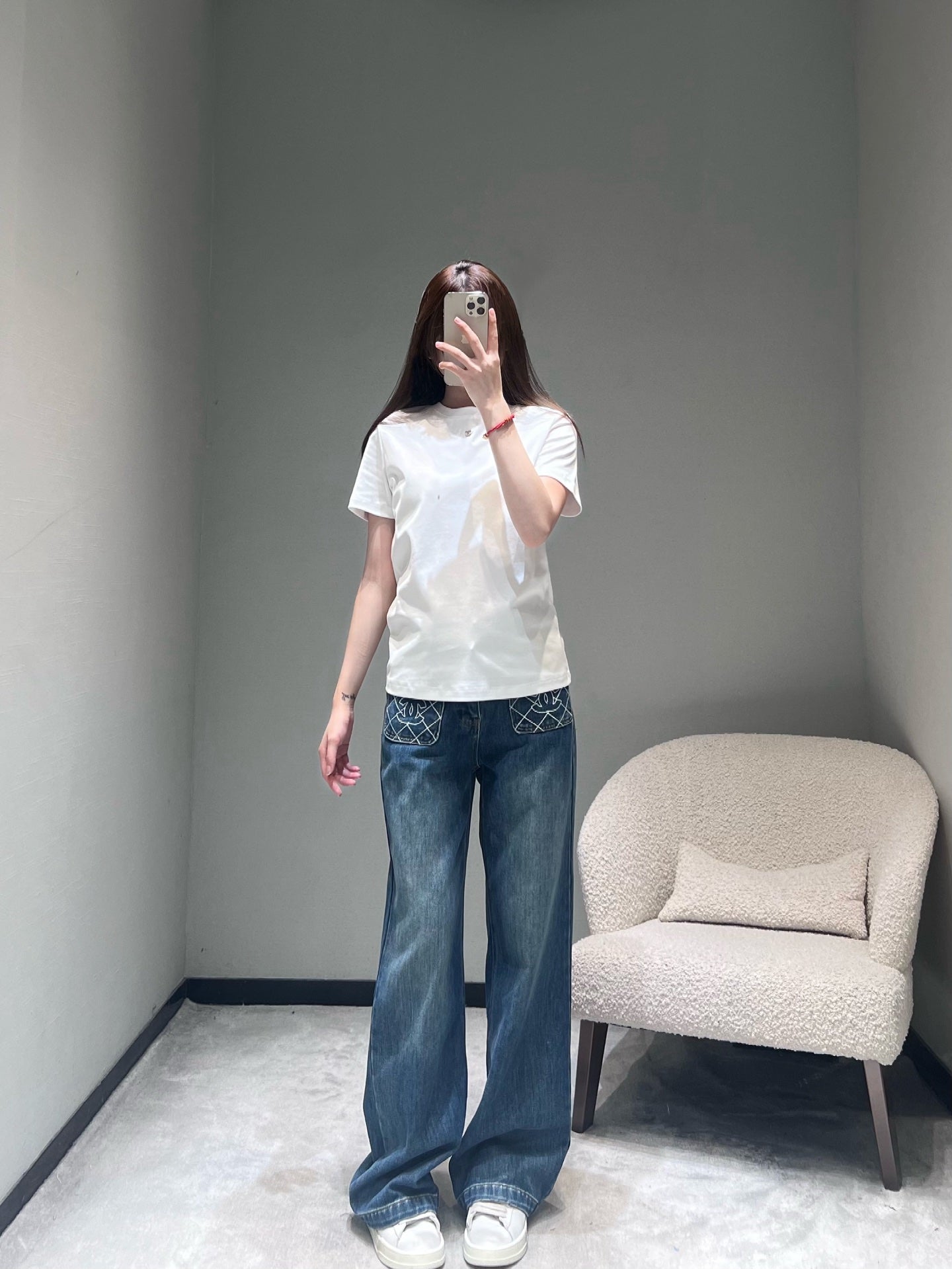 小香家-26早春新品字母短袖T 白色