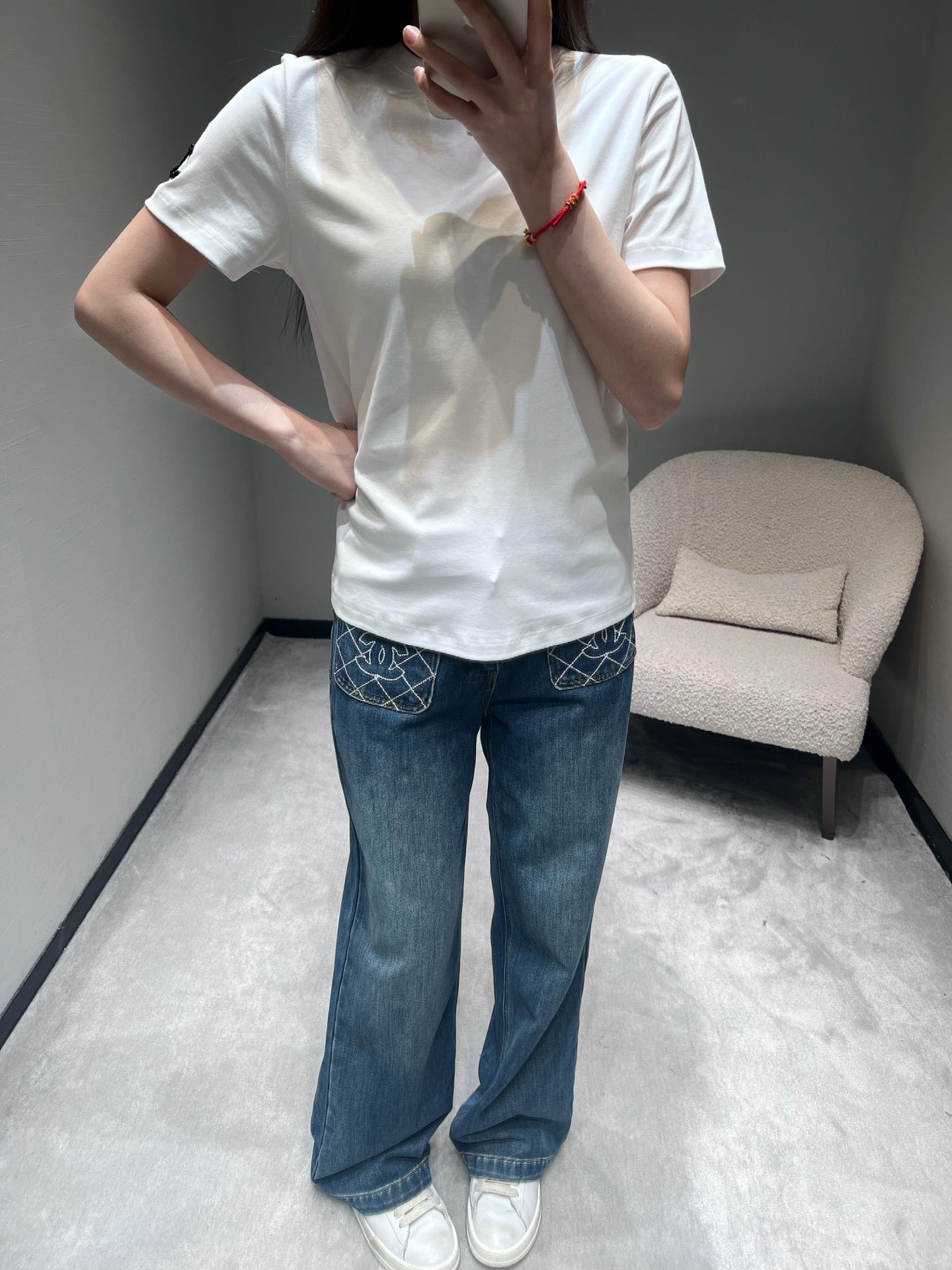 小香家-26早春新品字母短袖T 白色