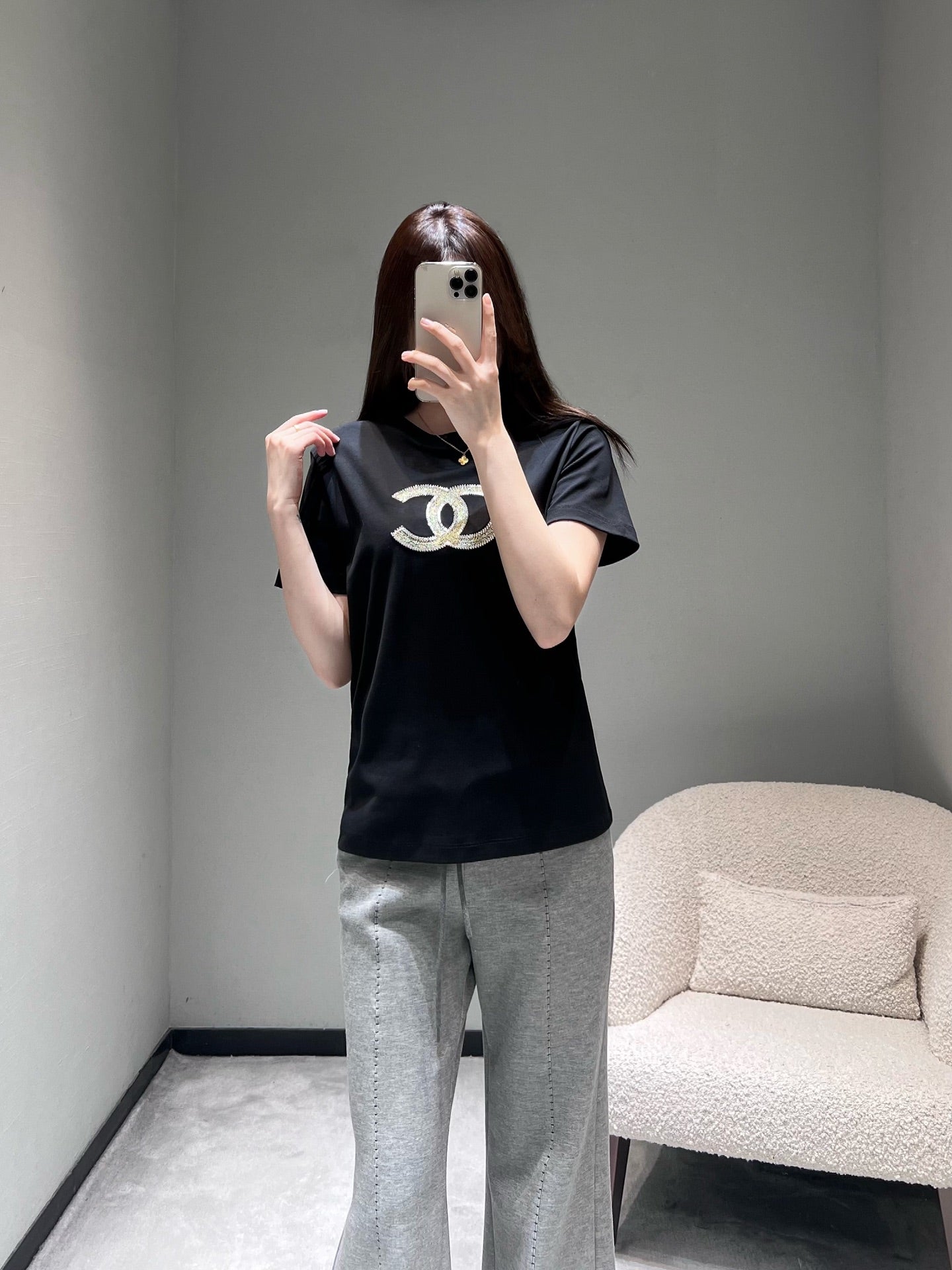 小香家-26雙C燙鑽T 黑色