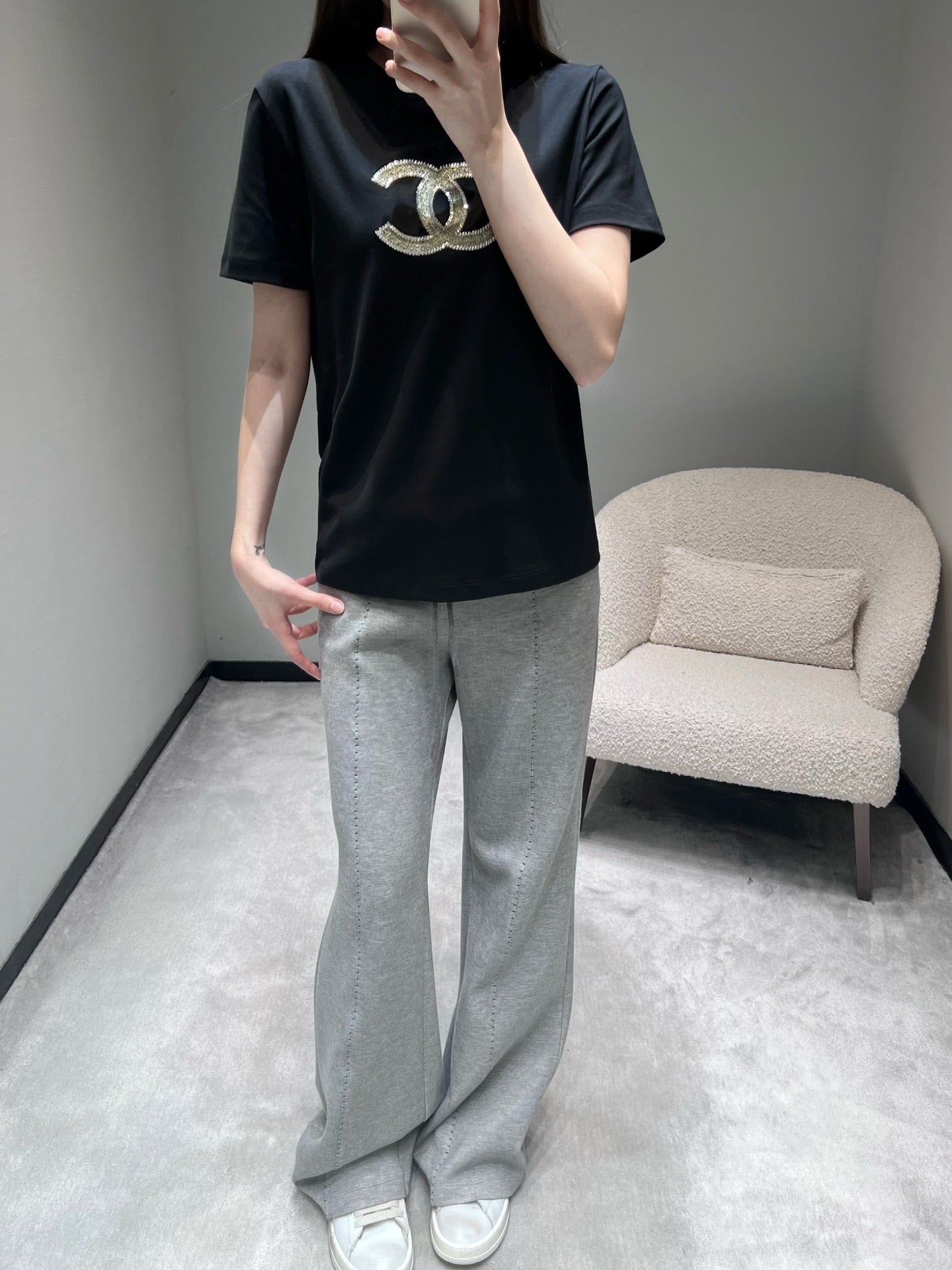 小香家-26雙C燙鑽T 黑色
