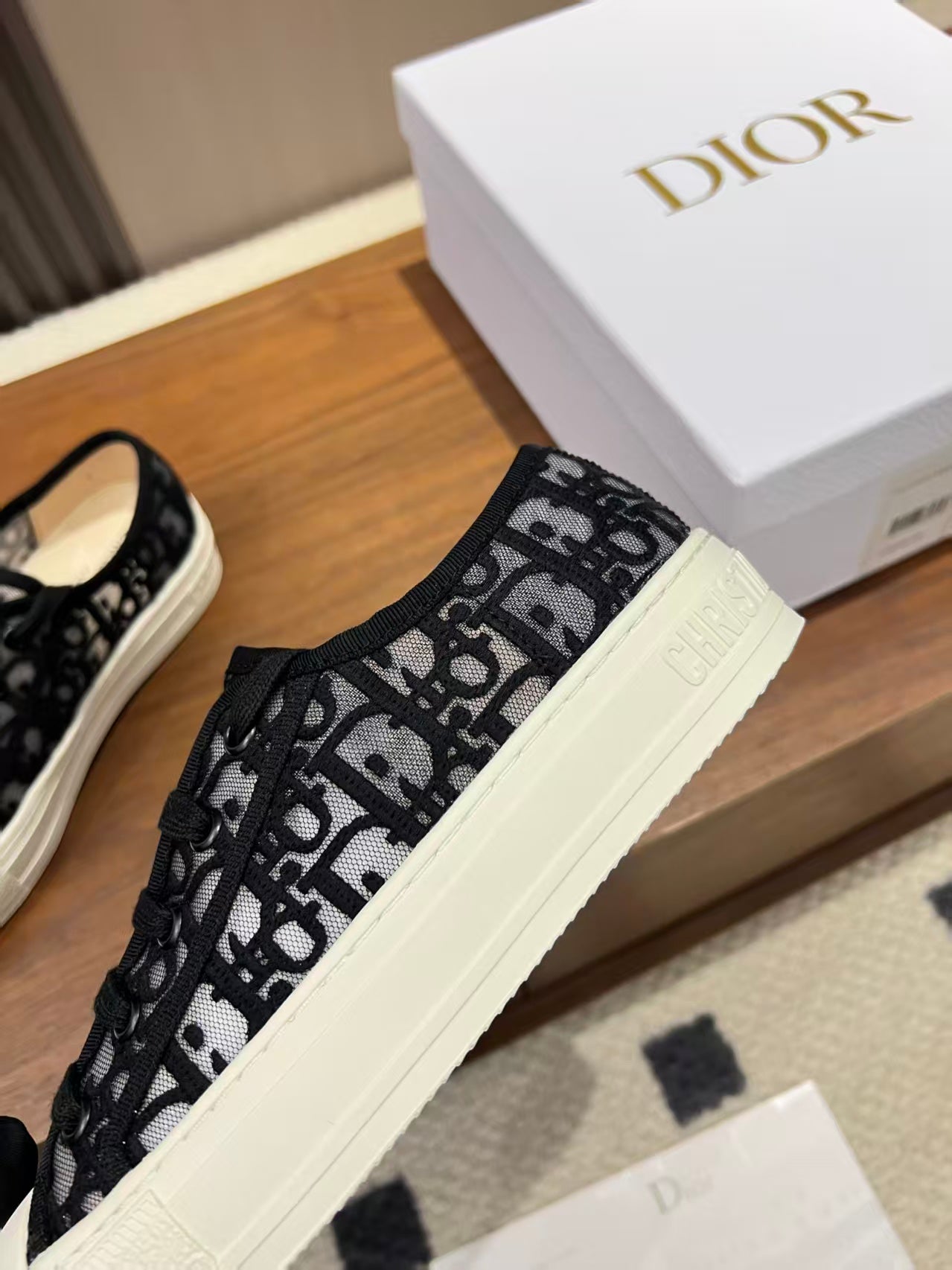 迪D家-26網紗刺繡帆布鞋 黑色