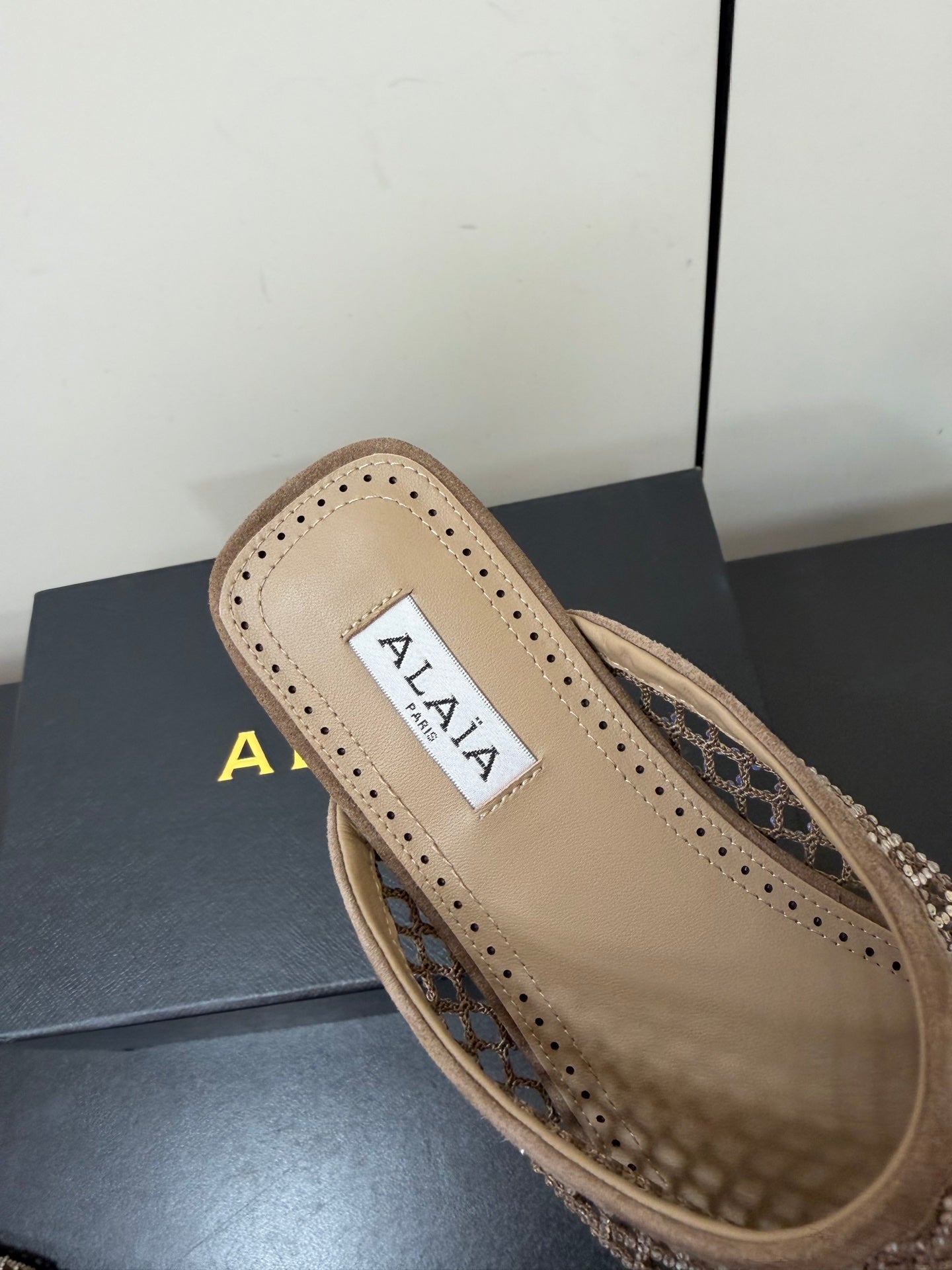 Ala-260707編織鑽網拖 咖色