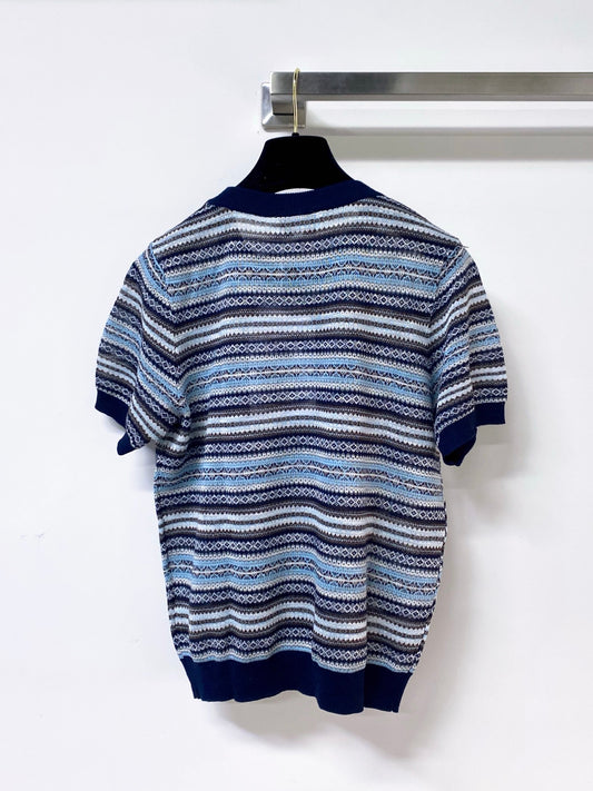 小香家-圖騰刺繡短袖上衣