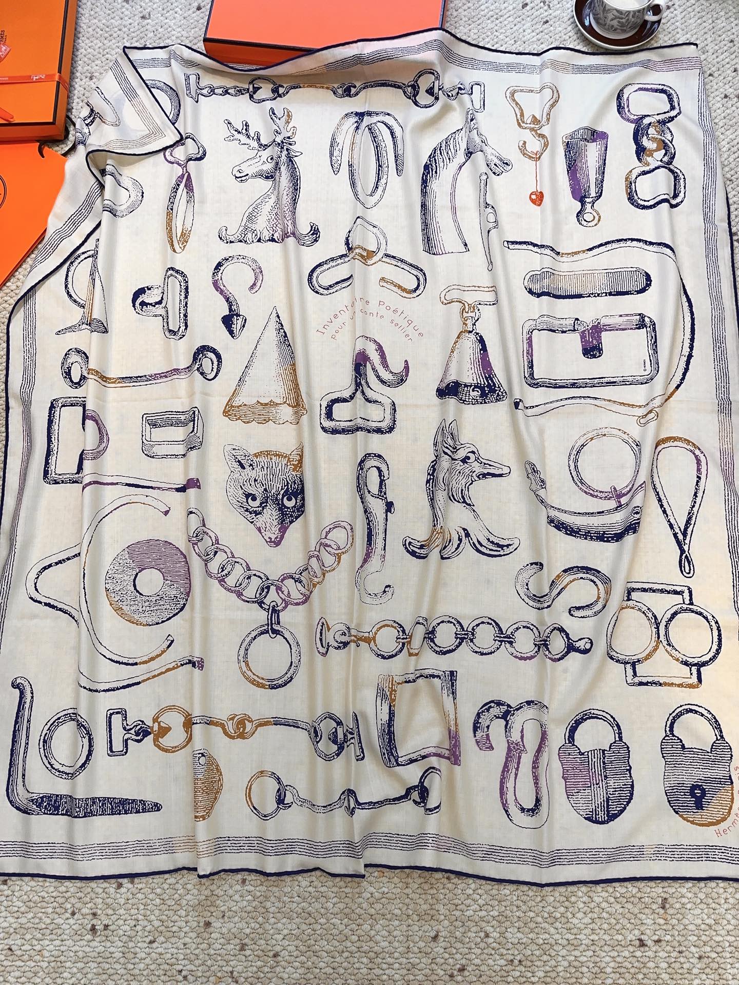 小愛款-羊毛 真絲混紡披肩 136 x 137