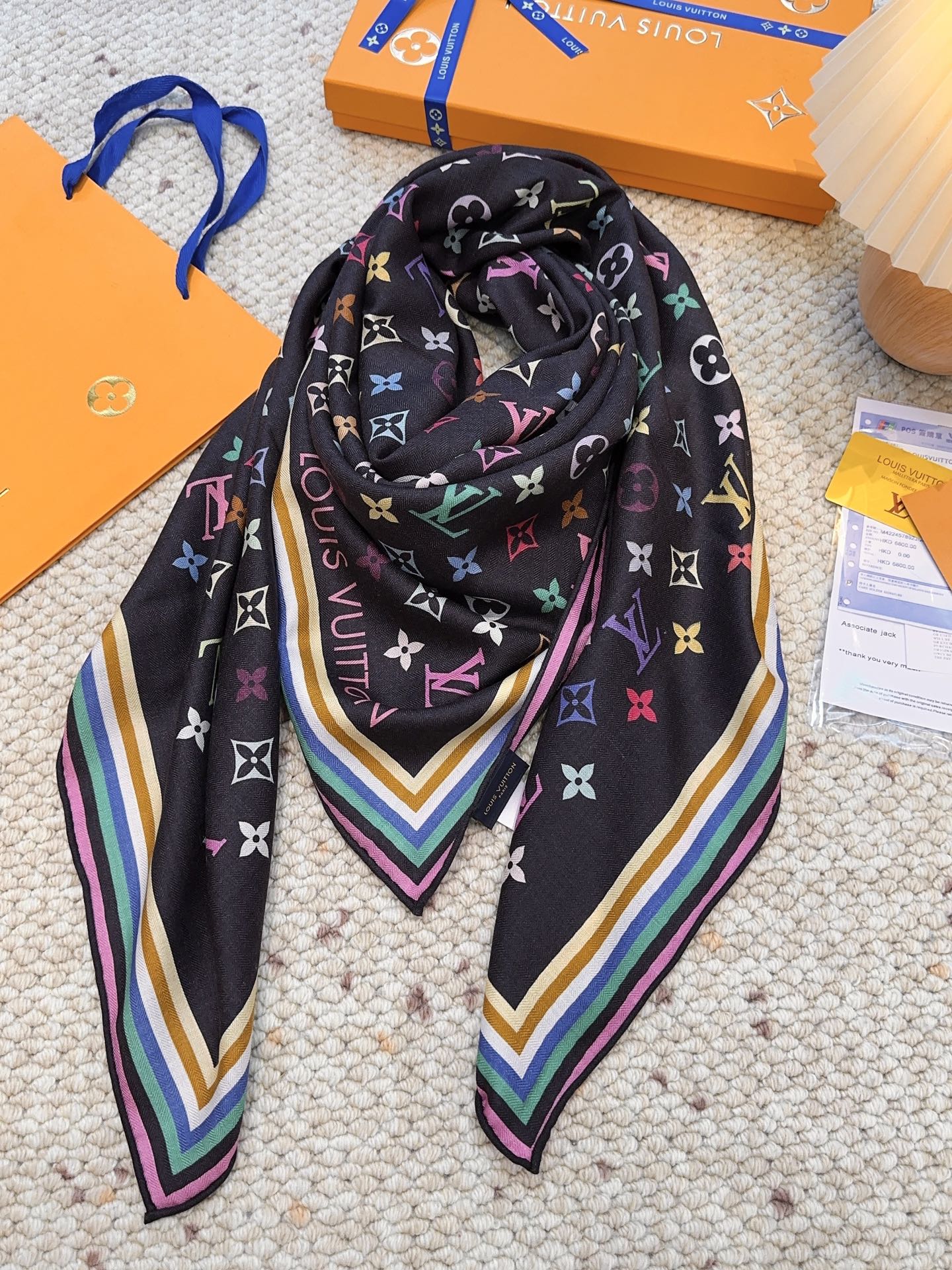 路L家-雙面同色 140X140cm絲絨方巾
