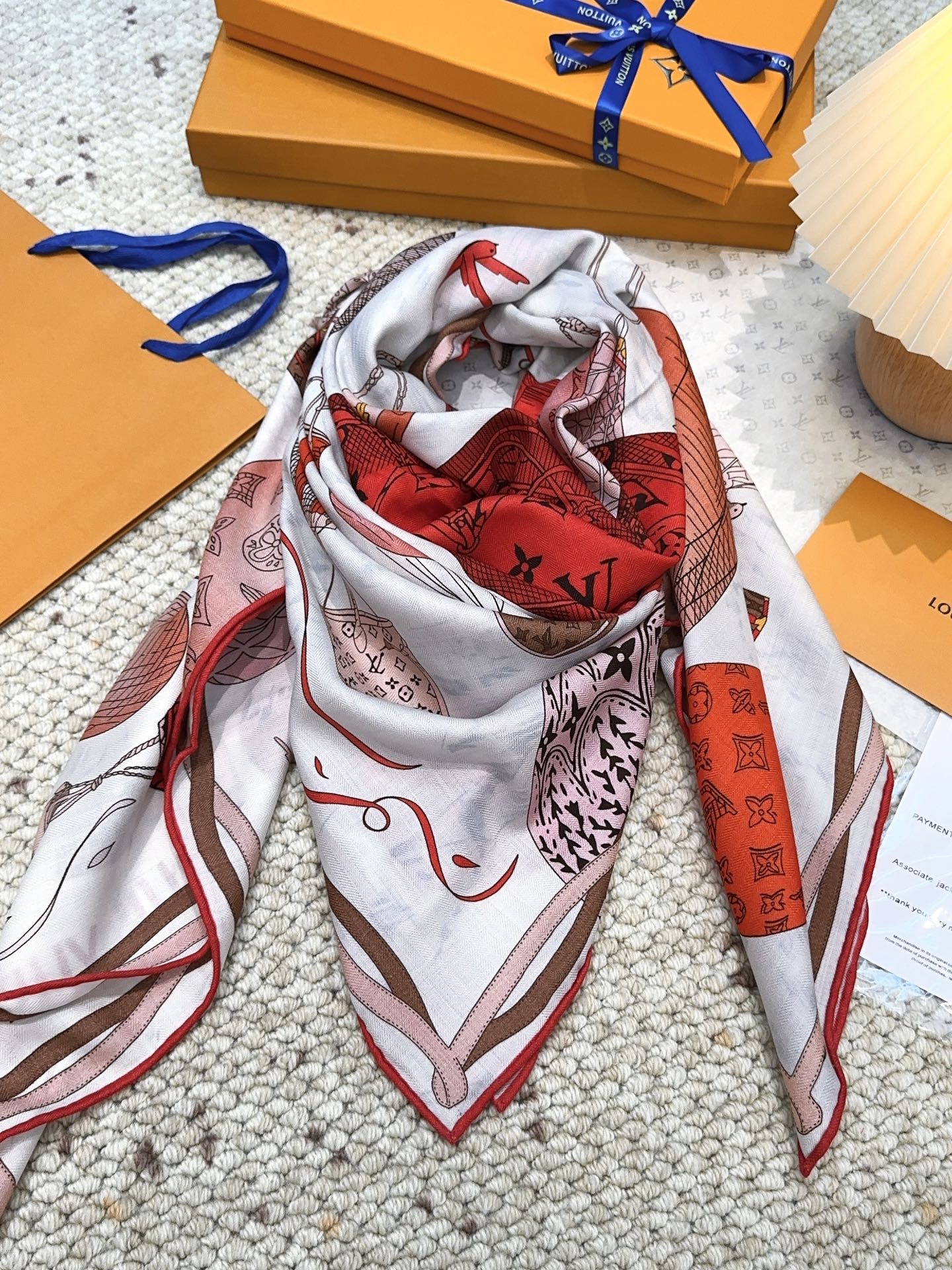 路L家-絲絨方巾 140X140cm 真絲雙面同色