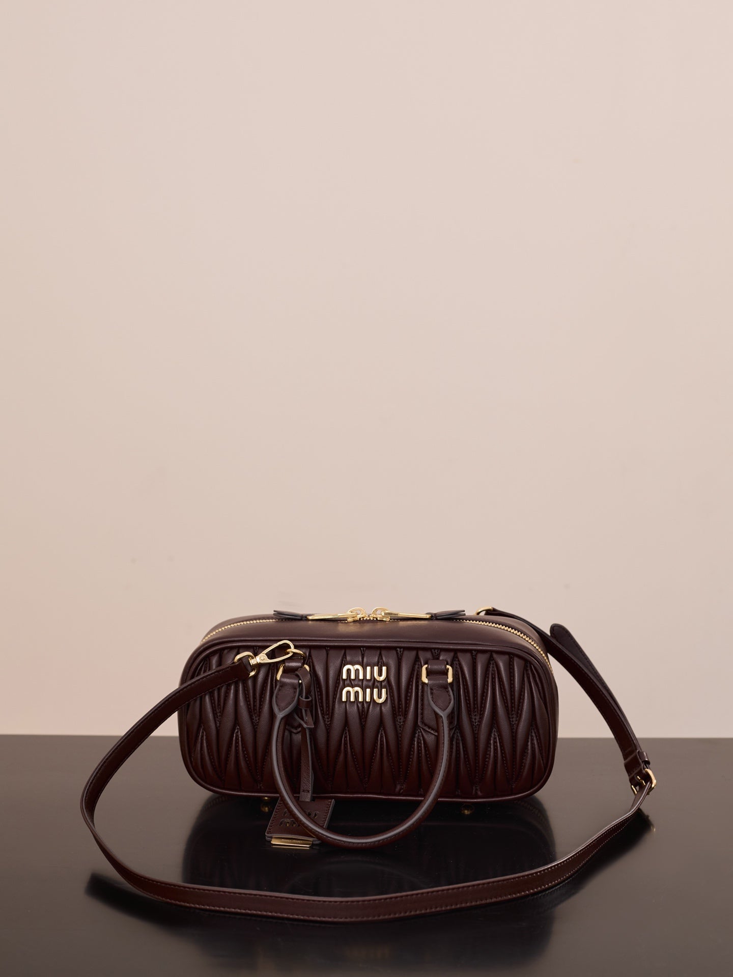 穆M家-5BB148M1300 𝗔𝗥𝗖𝗔𝗗𝗜𝗘 𝐌𝐚𝐭𝐞𝐥𝐚 中號 石楠木色