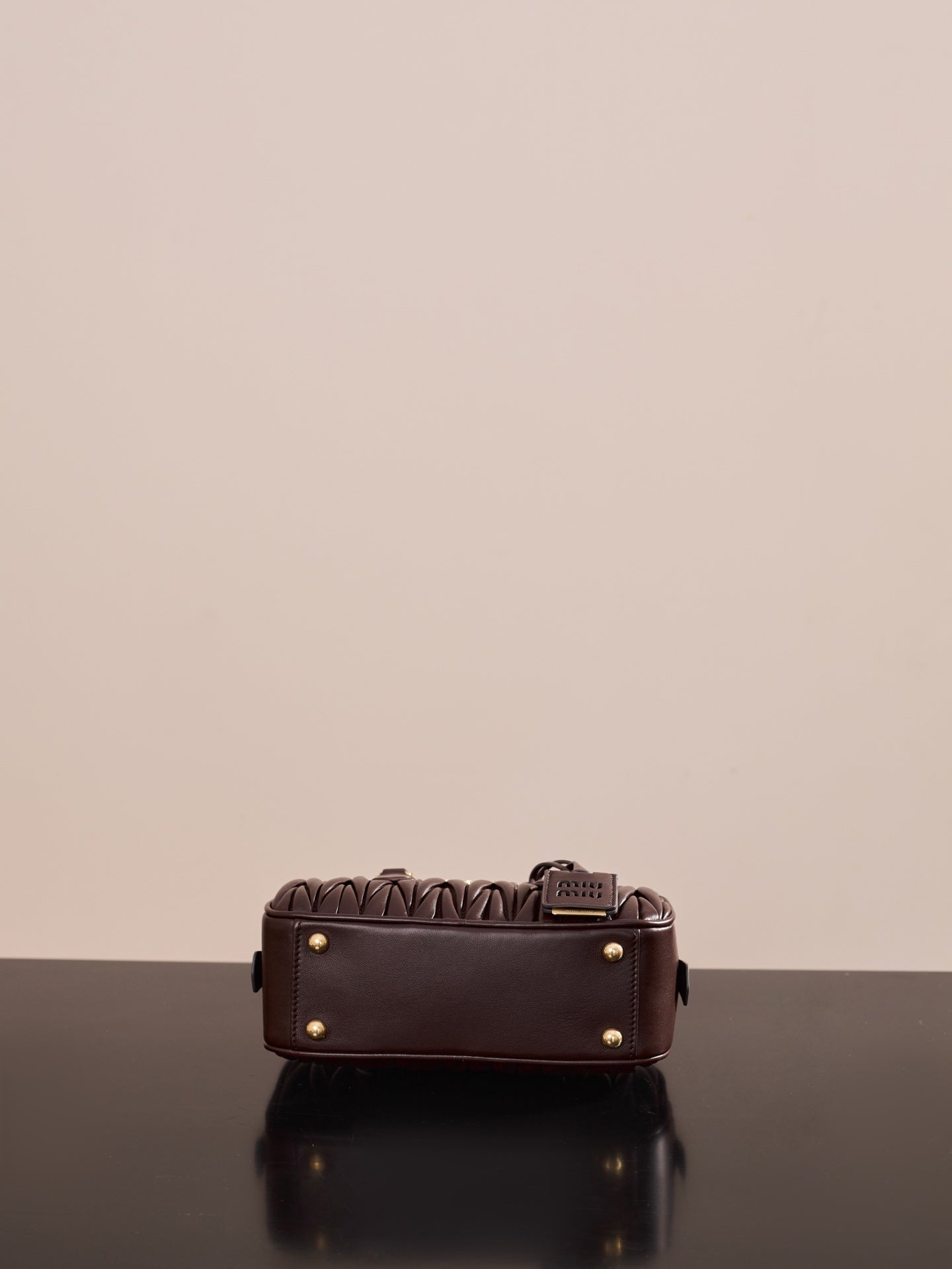 穆M家-5BB142M1200 𝗔𝗥𝗖𝗔𝗗𝗜𝗘 𝐌𝐚𝐭𝐞𝐥𝐚 小號 石楠木色