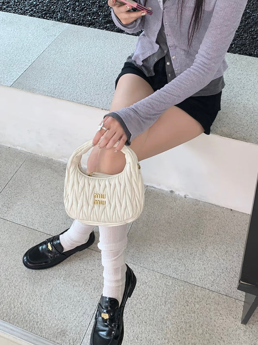 穆M家-5BC125M900 𝐖𝐚𝐧𝐝𝐞𝐫 𝐇𝐨𝐛𝐨 小號 白色