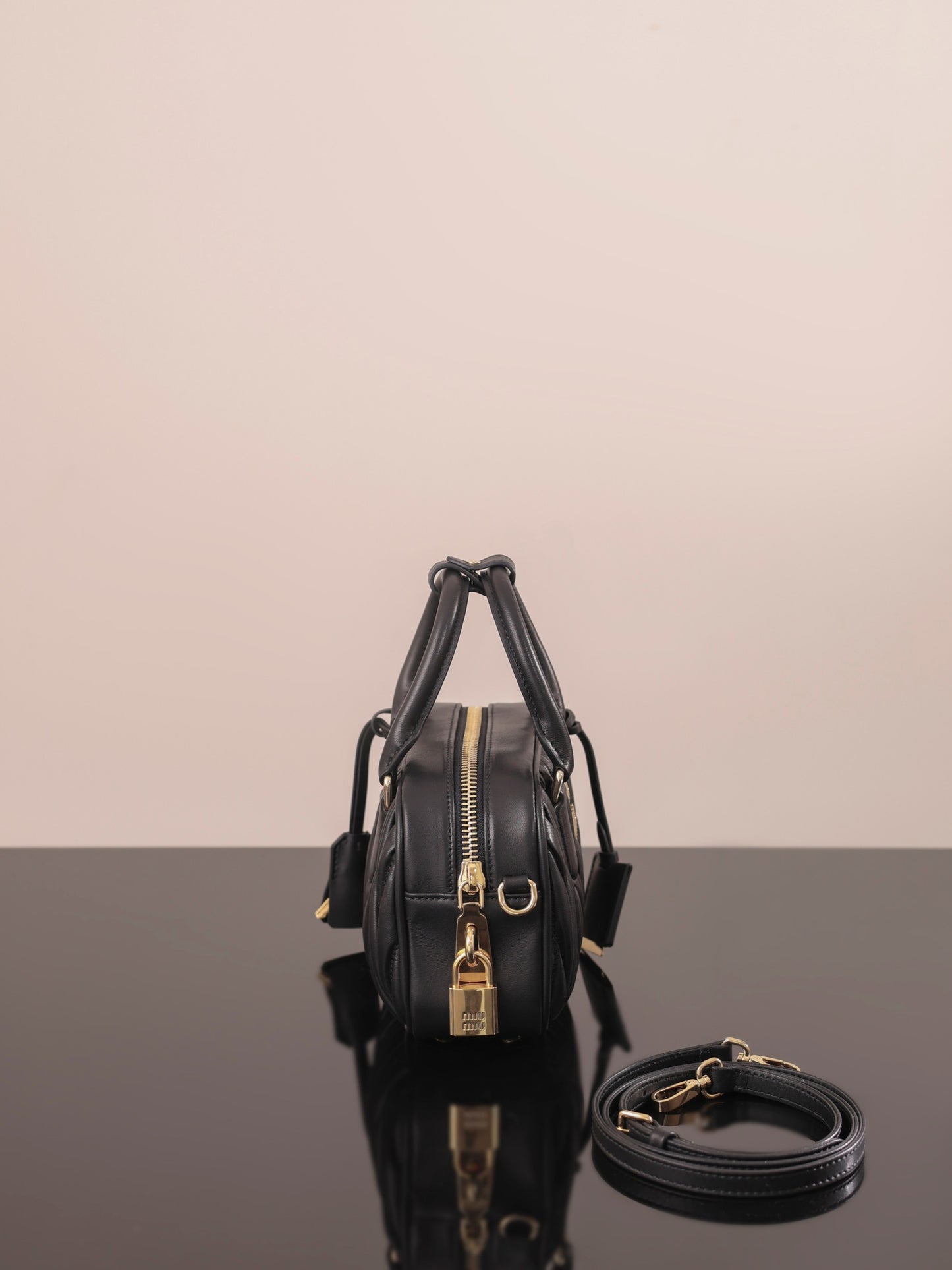 穆M家-5BB142M1200 𝗔𝗥𝗖𝗔𝗗𝗜𝗘 𝐌𝐚𝐭𝐞𝐥𝐚  黑色