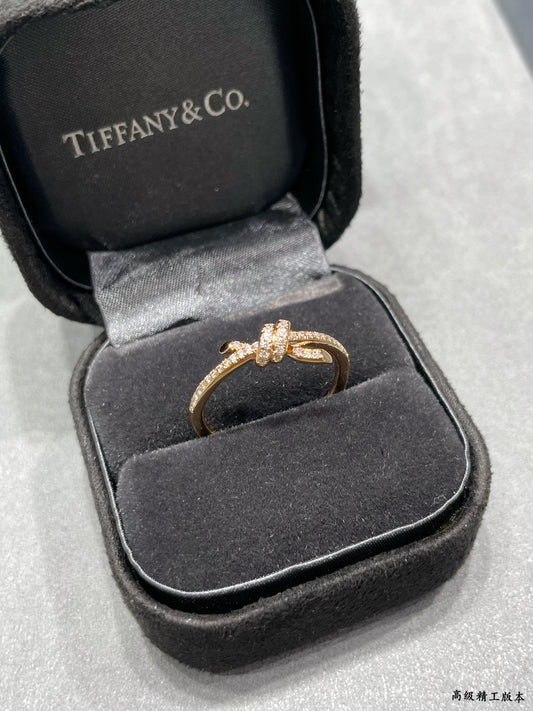 Tiffany-26鑲鑽繩結戒指