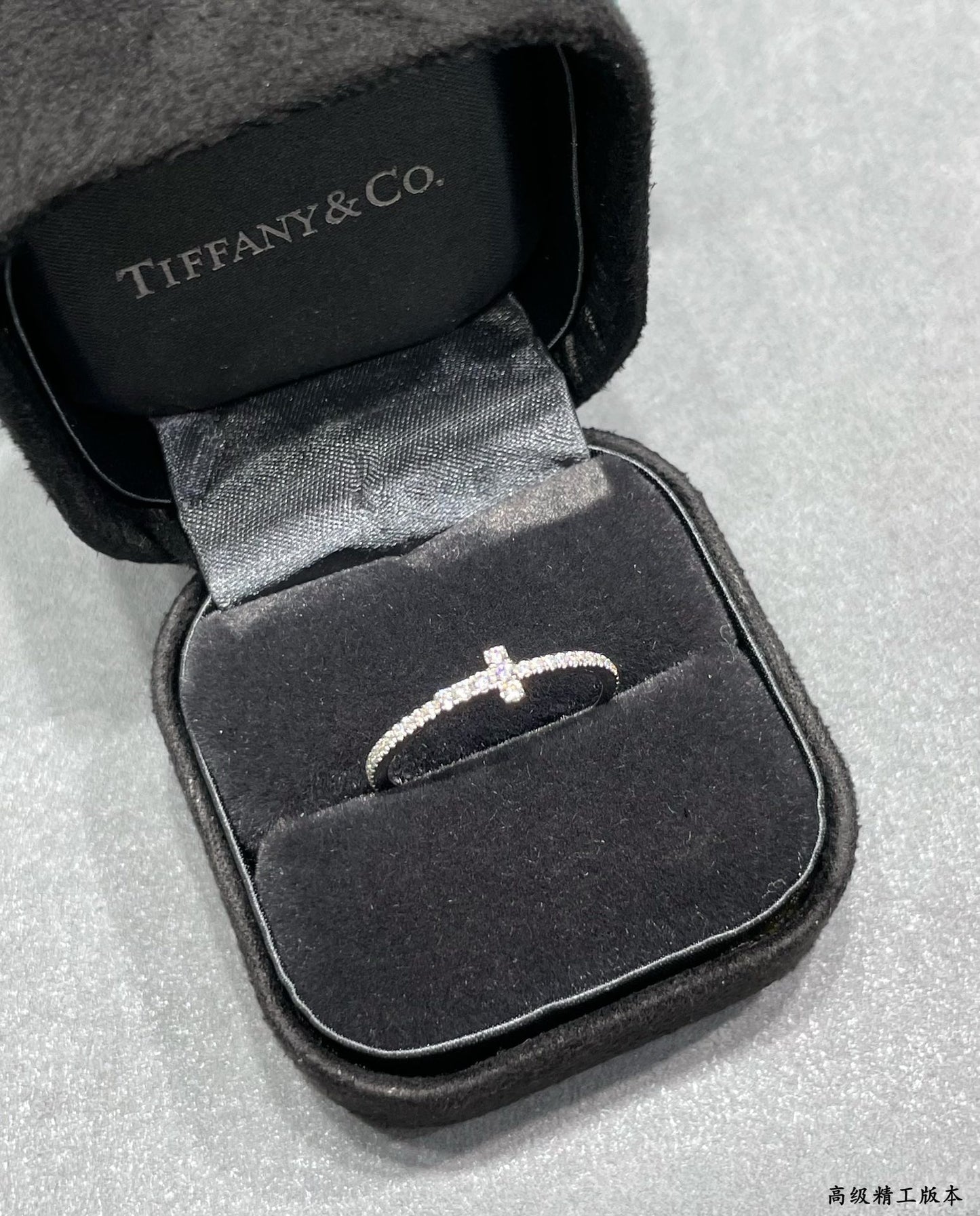 Tiffany-26鑲鑽十字架戒指