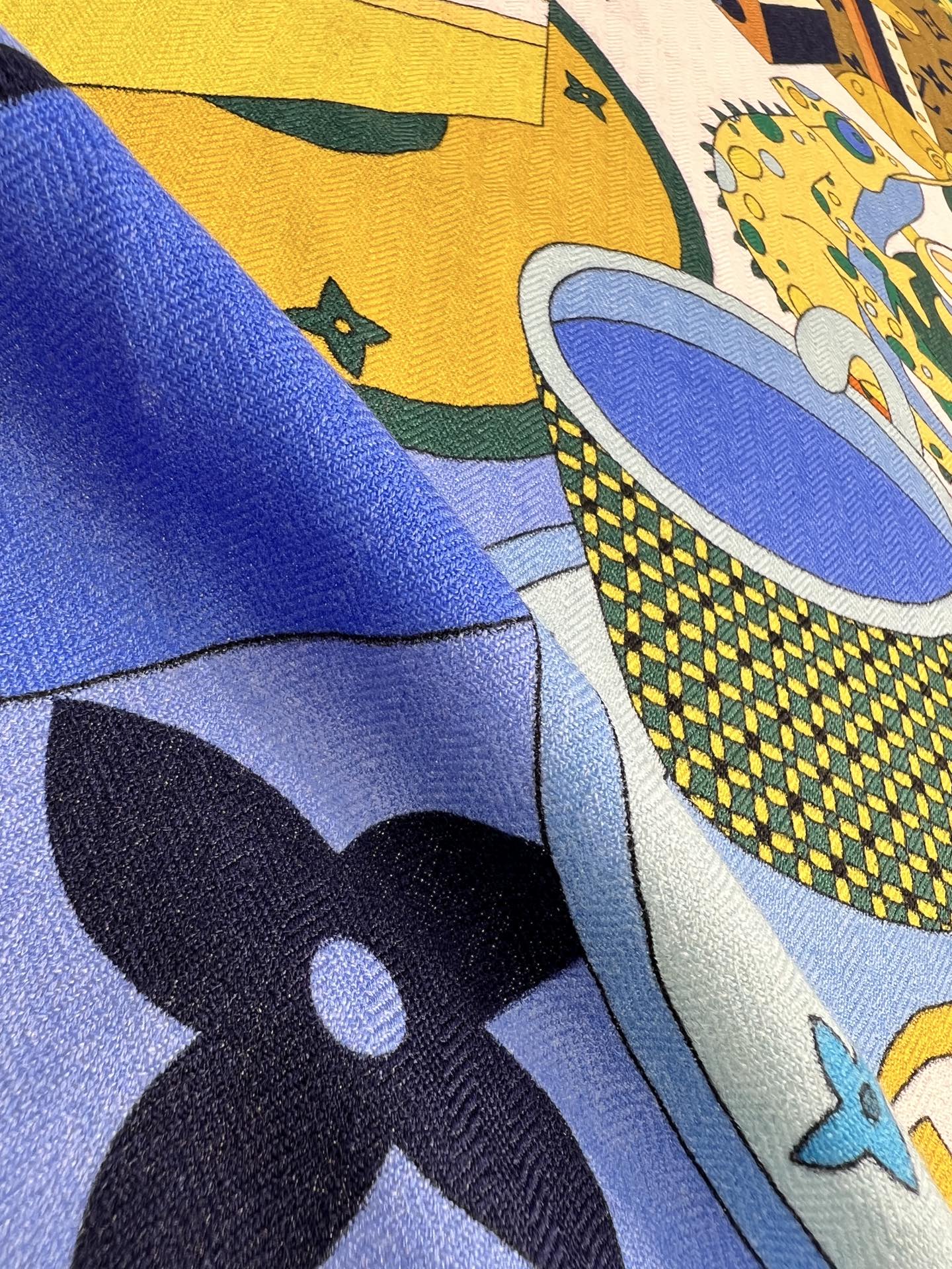 路L家-雙面絲毛印花披肩 136*136cm 30%真絲70%羊毛