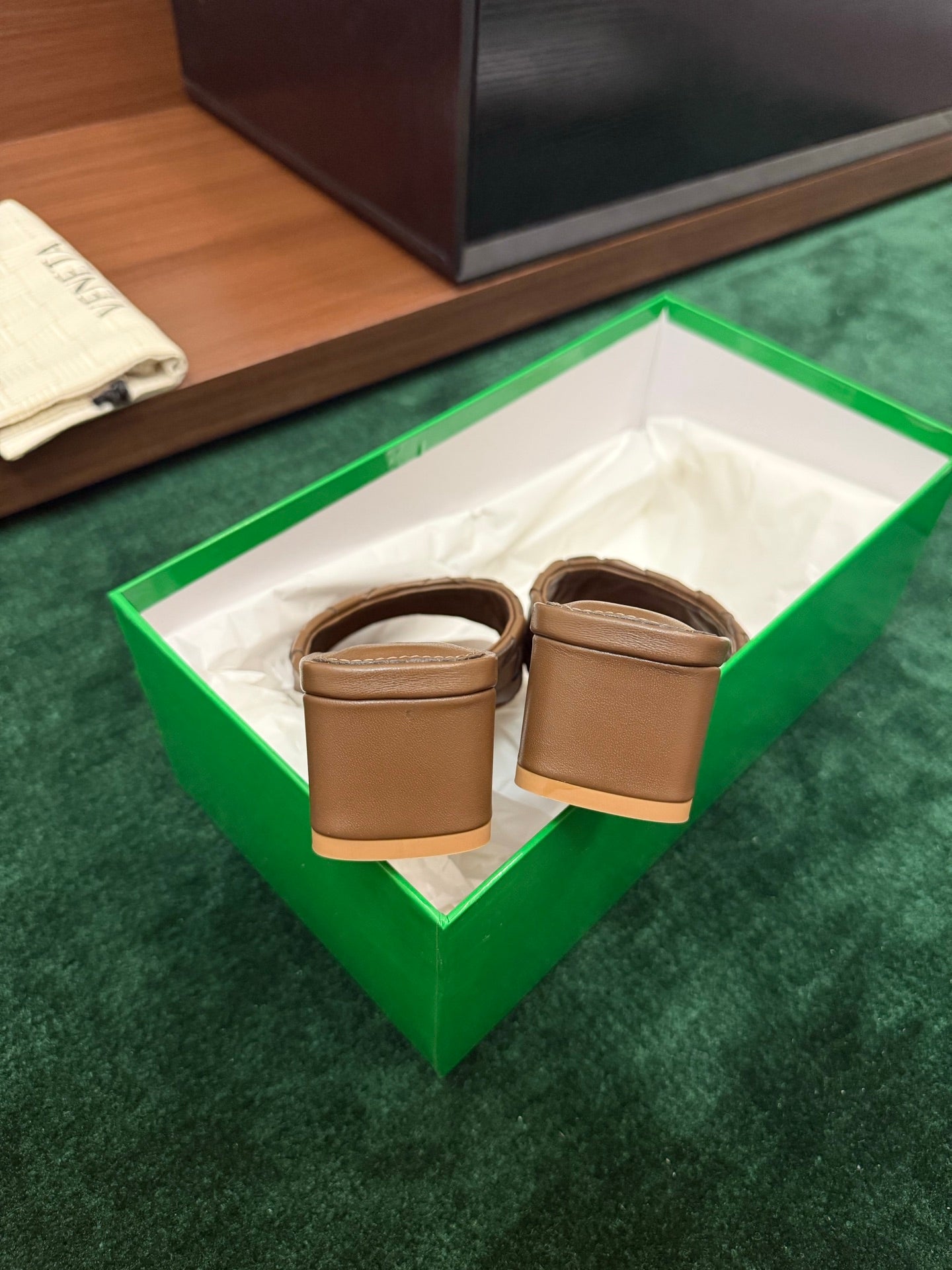 B編織-260717編織低跟拖鞋 茶棕