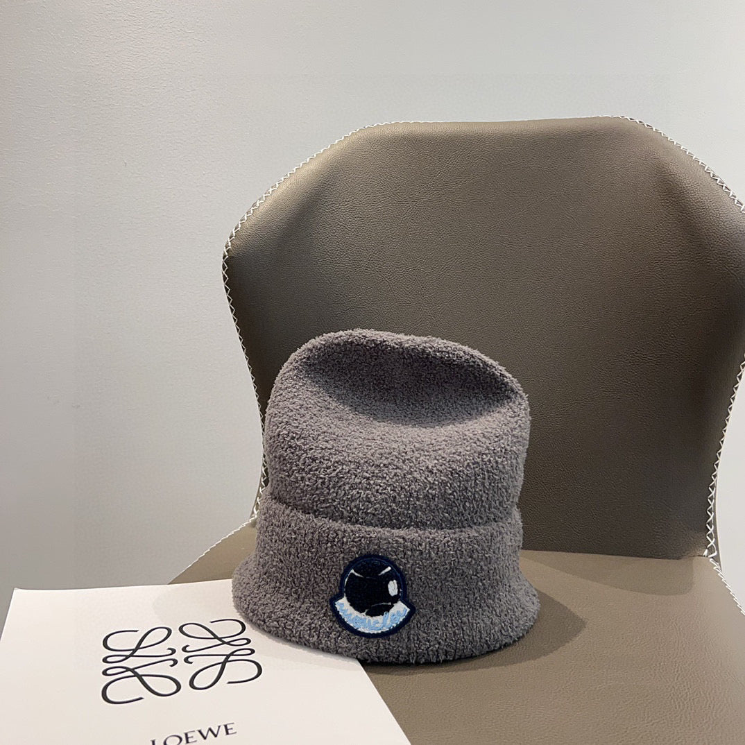 Moncler-2025新款 男女羊羔毛針織毛線帽