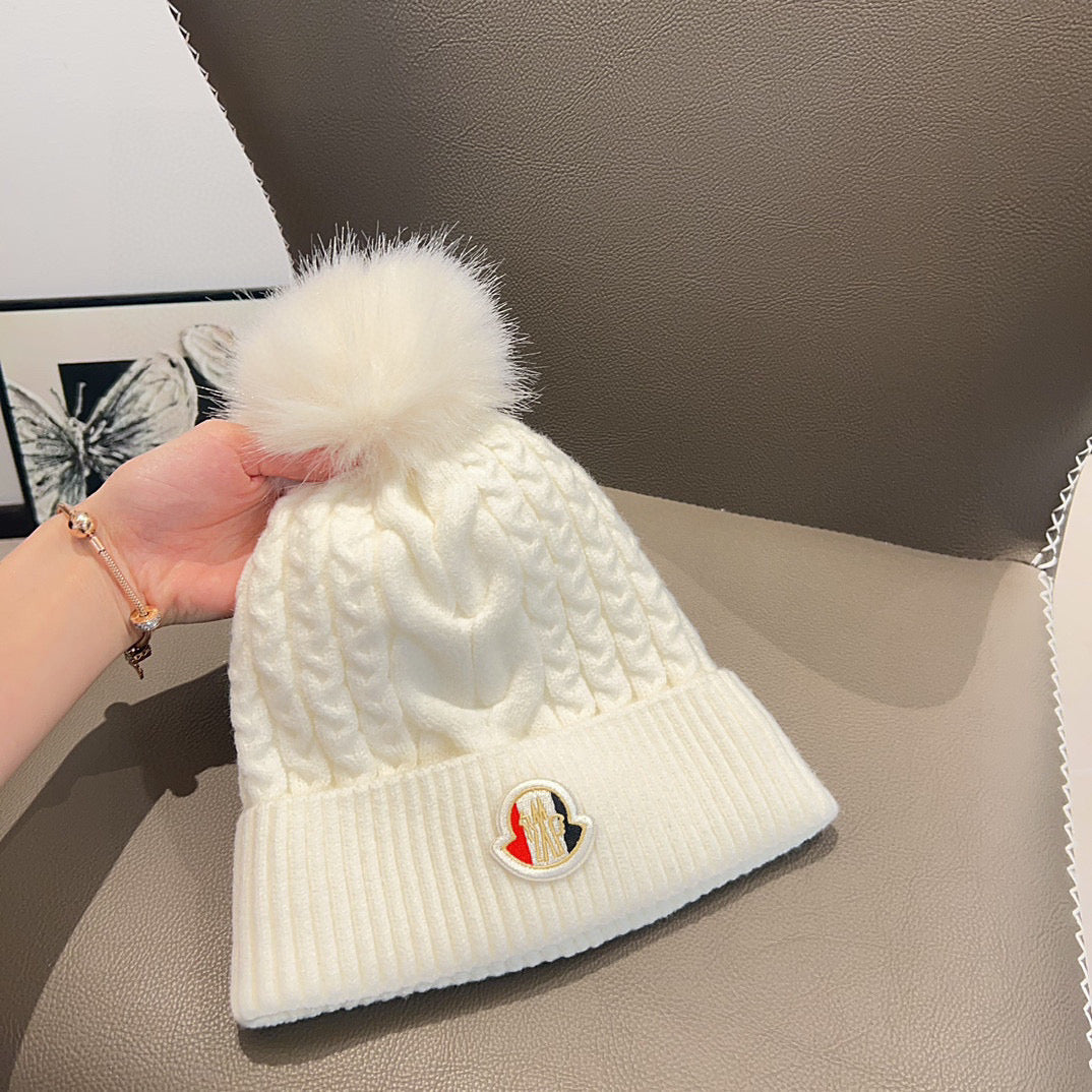 Moncler-2025秋冬新款 小香風麻花針織毛球毛帽