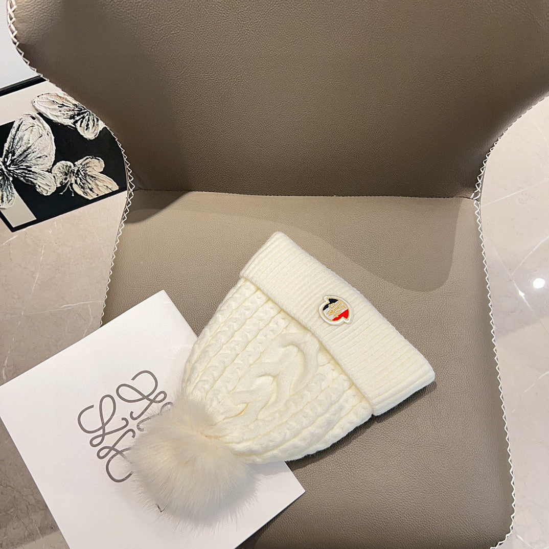 Moncler-2025秋冬新款 小香風麻花針織毛球毛帽