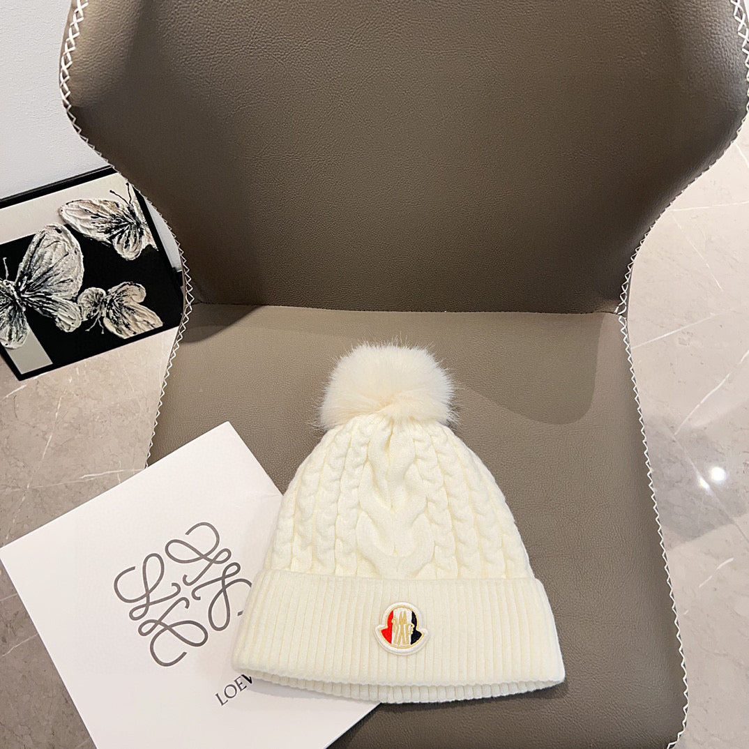 Moncler-2025秋冬新款 小香風麻花針織毛球毛帽