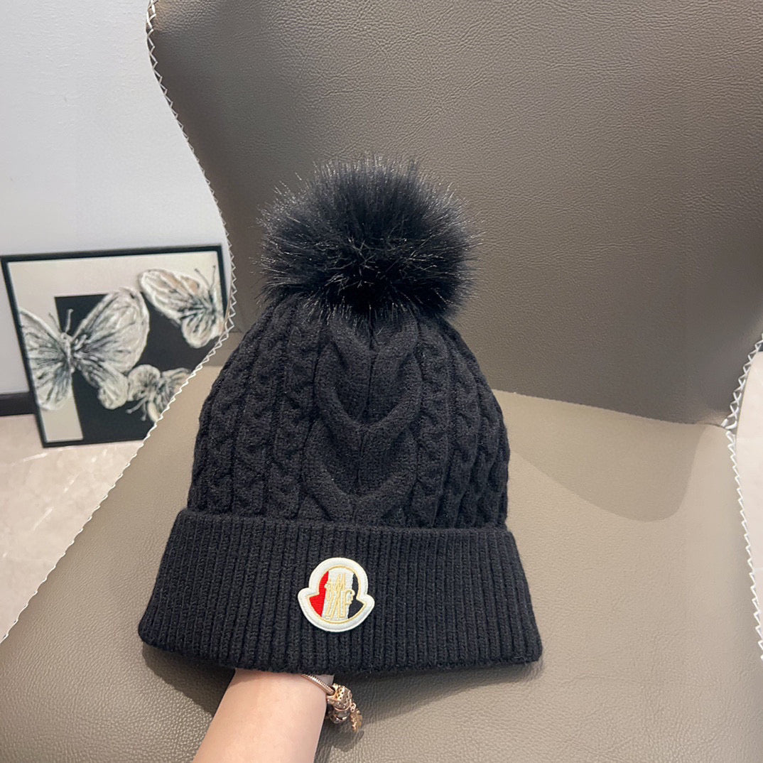 Moncler-2025秋冬新款 小香風麻花針織毛球毛帽