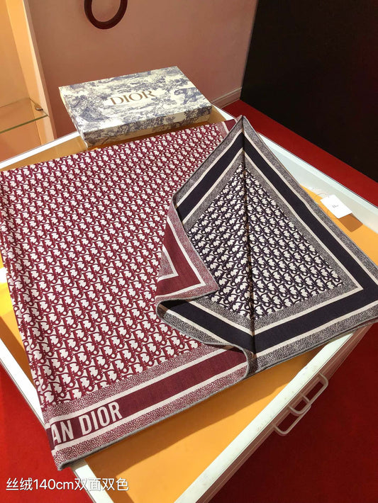 迪D家-雙面異色 140x140cm 70%羊絨30%真絲