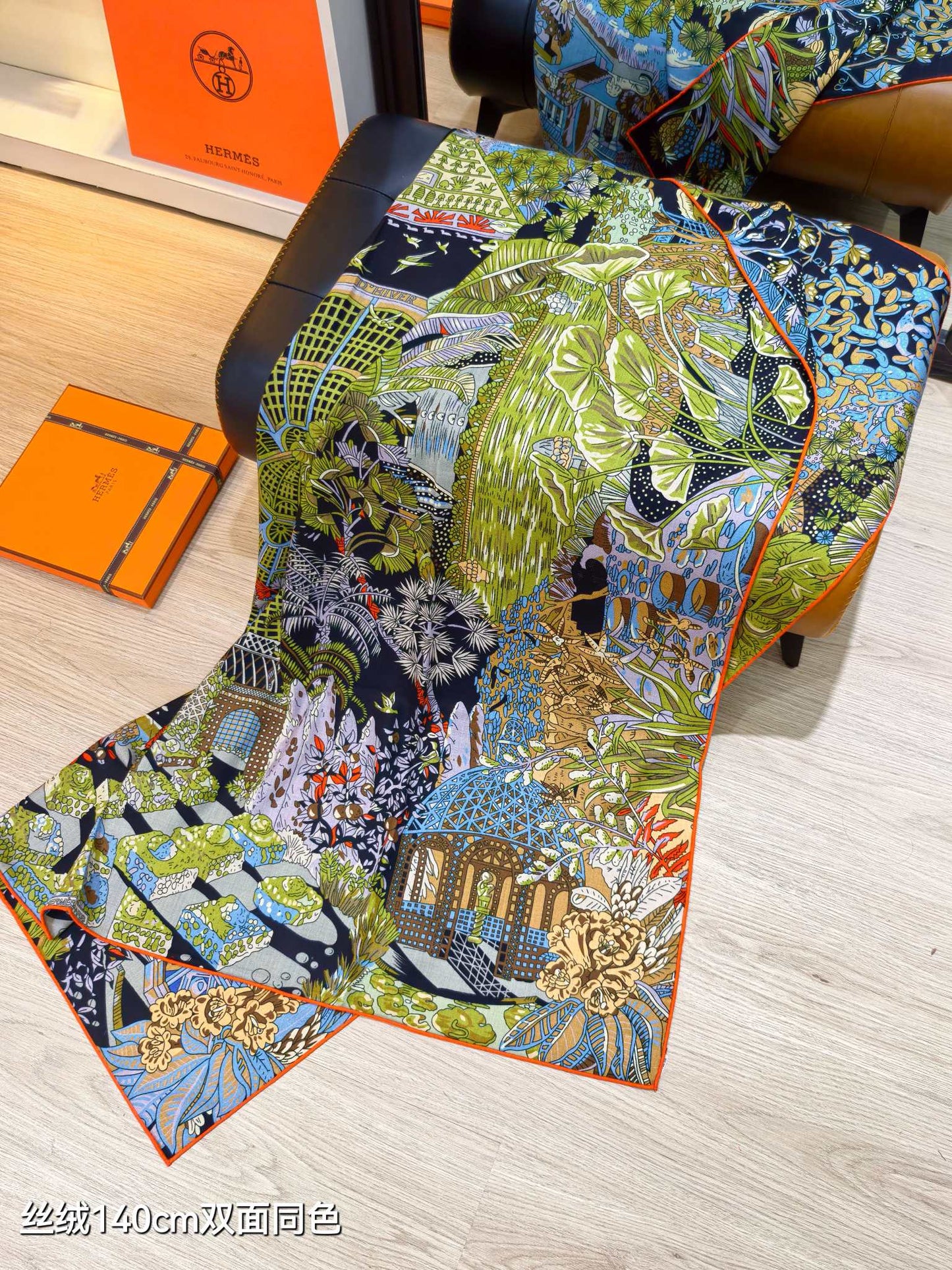 小愛款-雙面同色 140x140cm 70%羊絨30%真絲