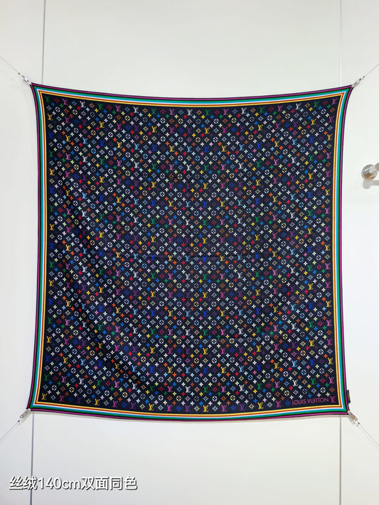 路L家-雙面同色 140x140cm 70%羊絨30%真絲