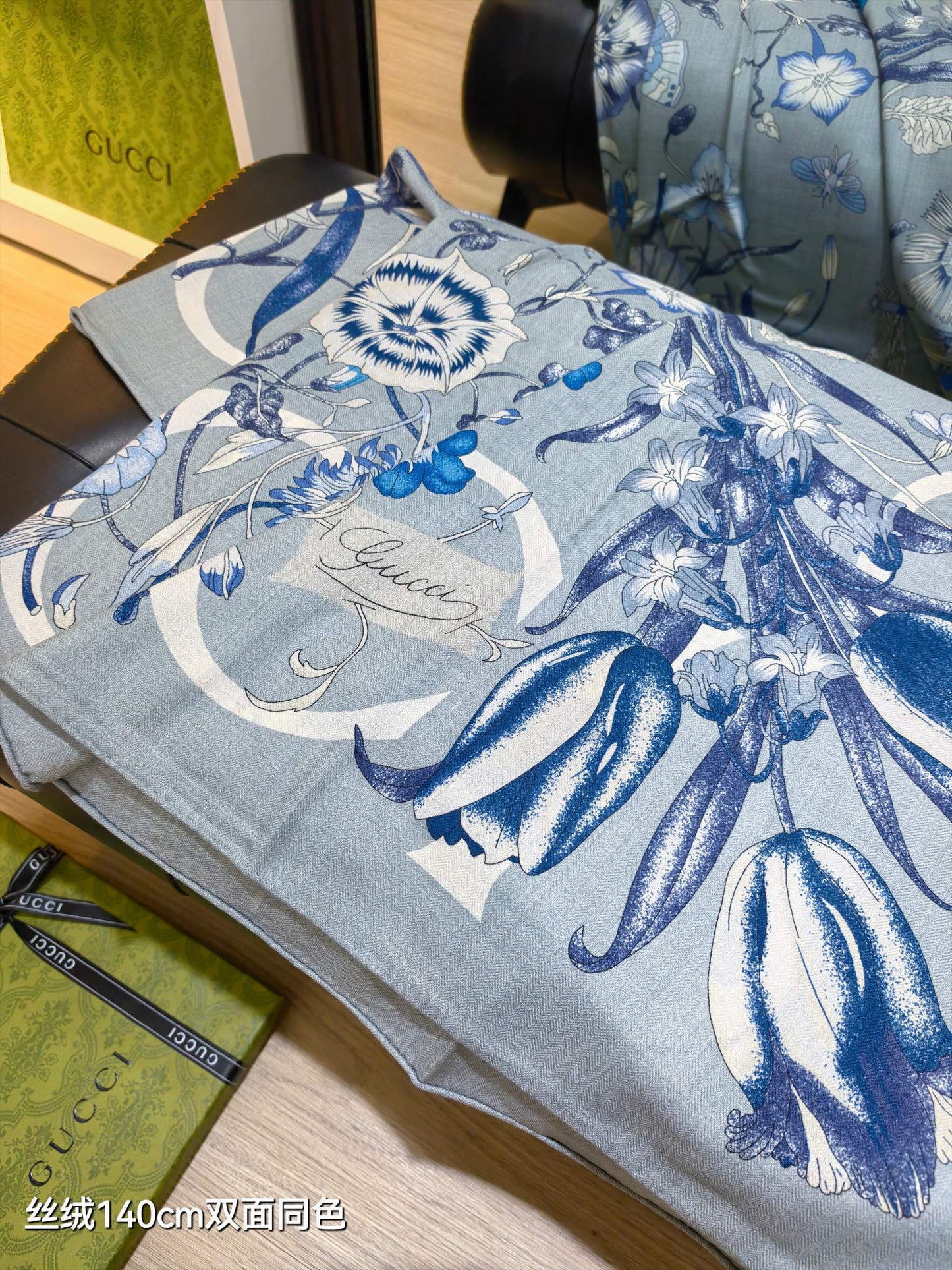 古馳家-雙面同色140x140cm 70%羊絨30%真絲