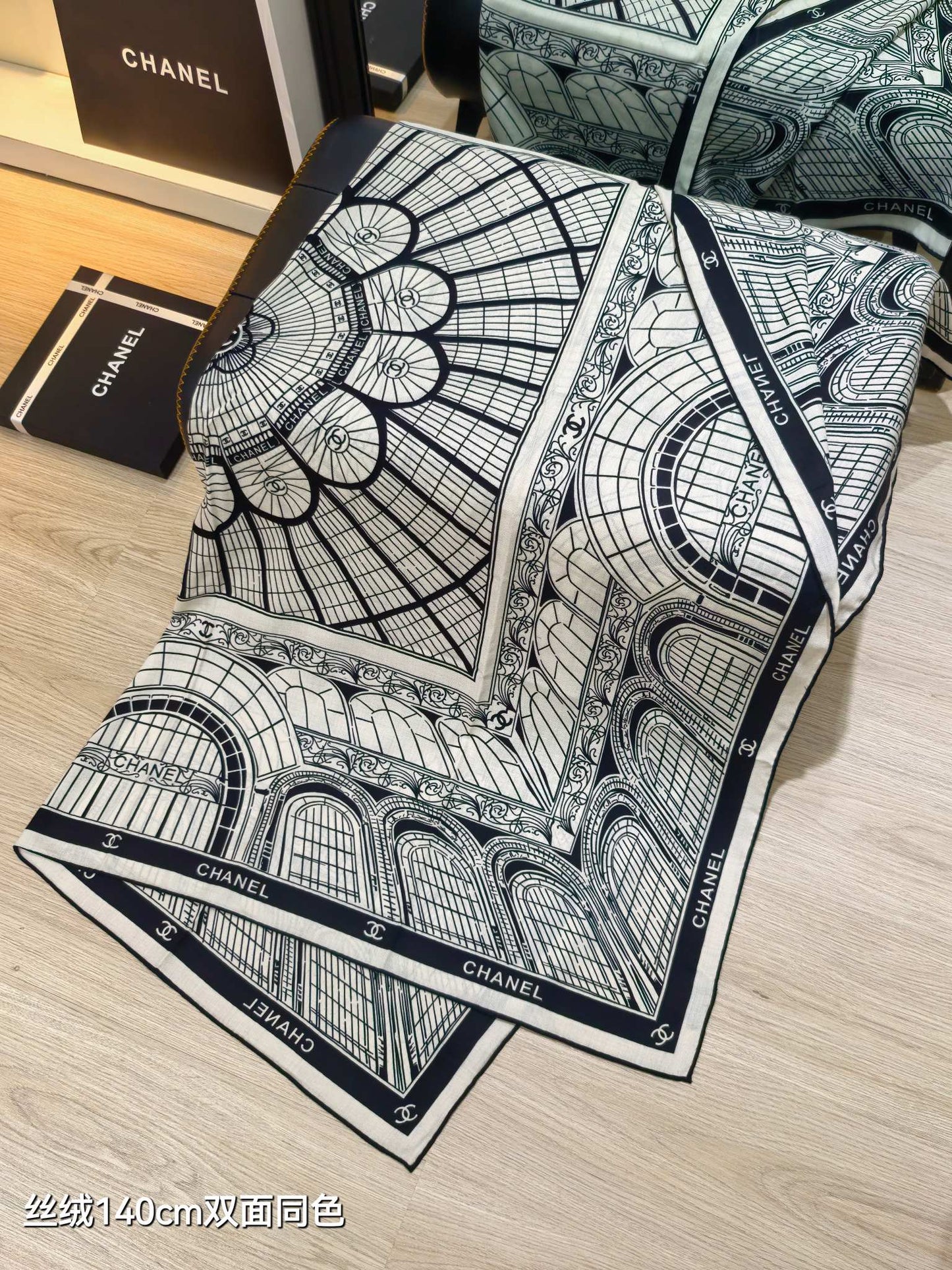 小香家-雙面同色 140x140cm 70%羊絨30%真絲