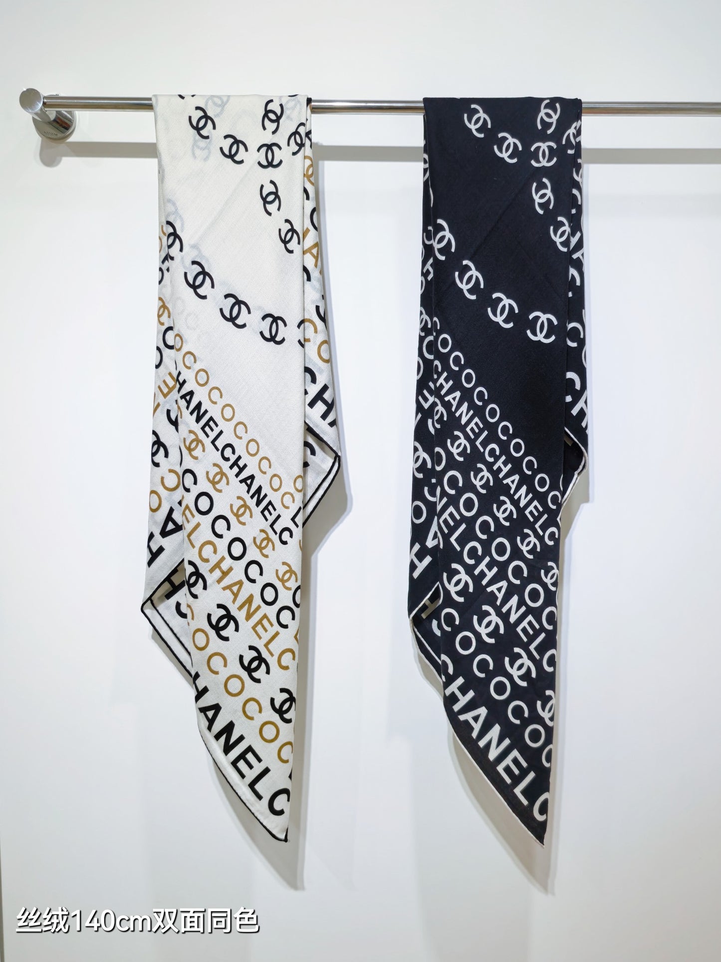 小香家-雙面同色 140x140cm 70%羊絨30%真絲