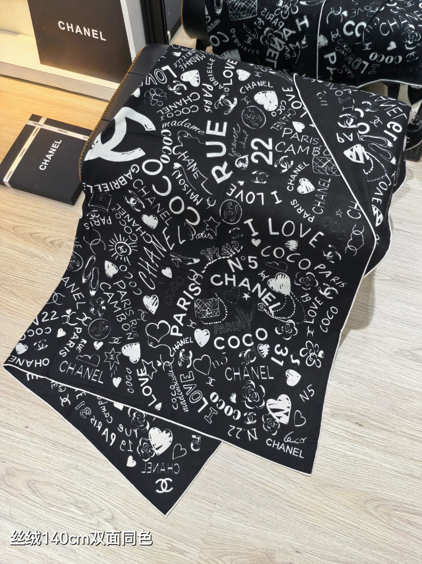 小香家-雙面同色 140x140cm 70%羊絨30%真絲