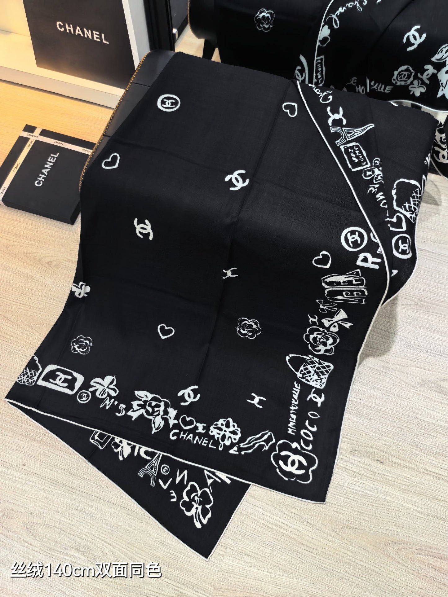 小香家-雙面同色 140x140cm 70%羊絨30%真絲
