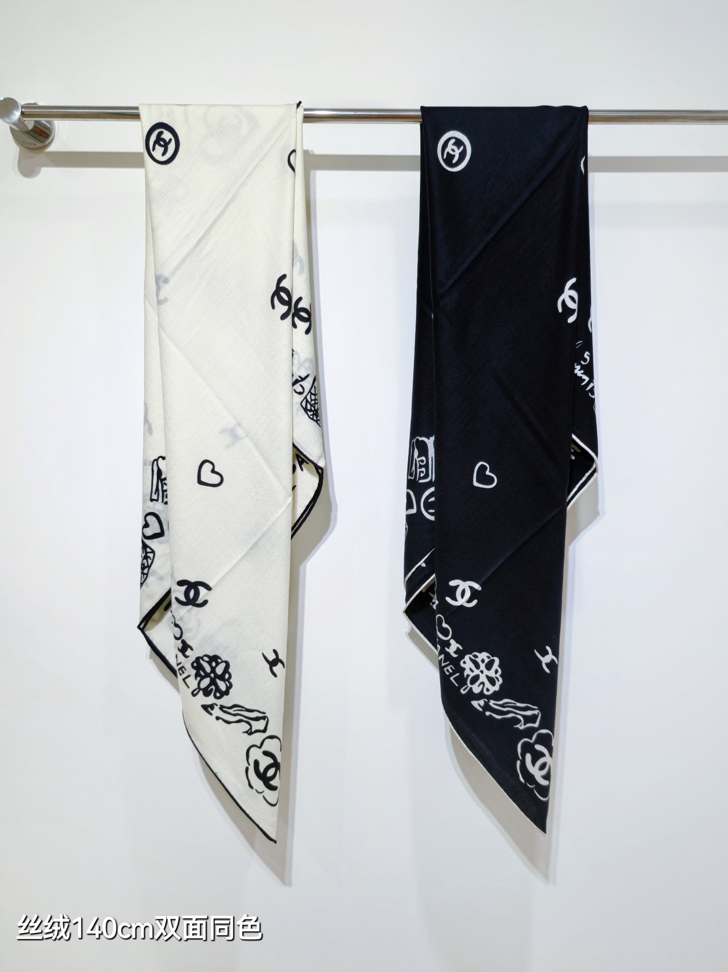 小香家-雙面同色 140x140cm 70%羊絨30%真絲