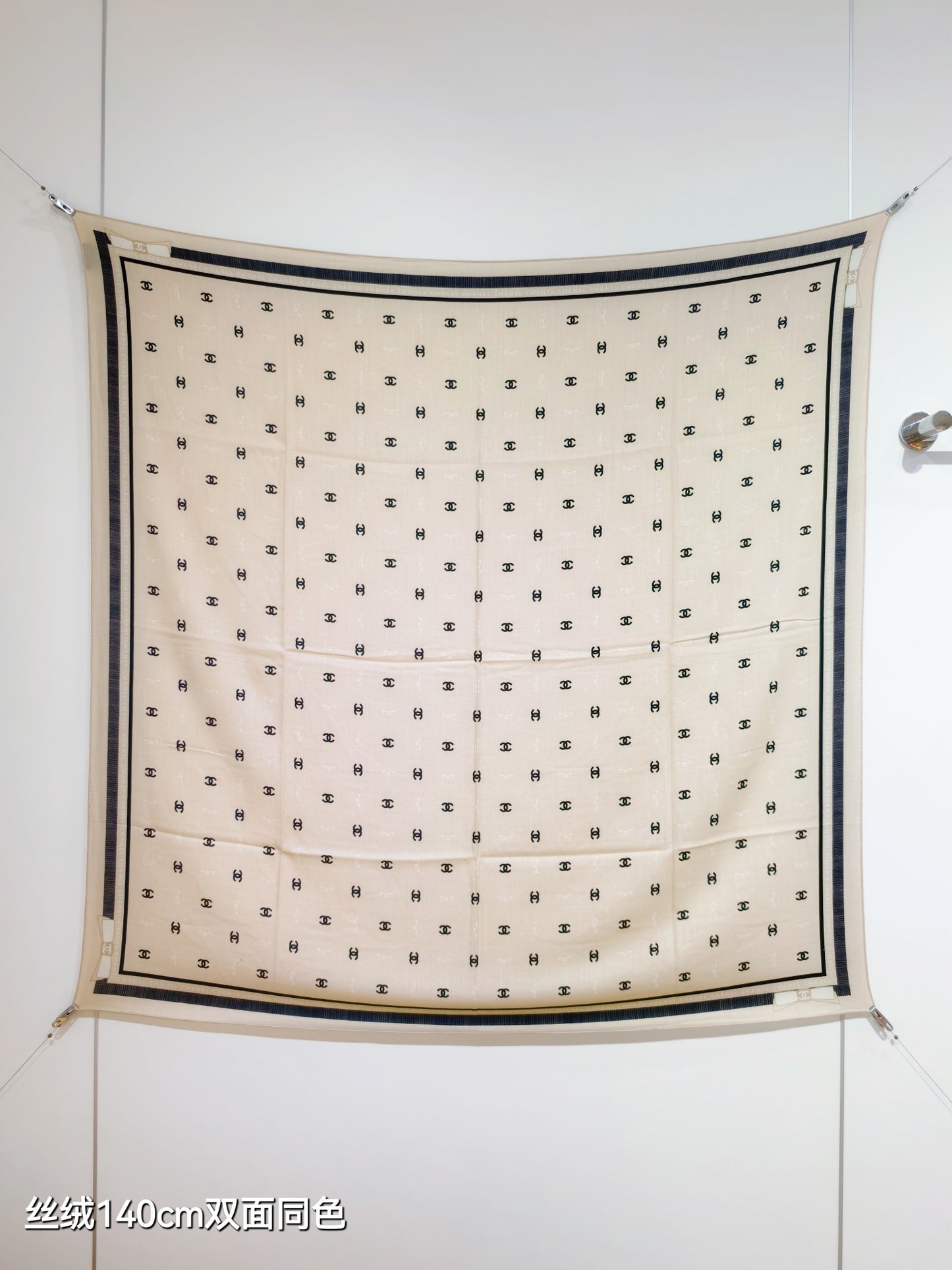 小香家-雙面同色 140x140cm 70%羊絨30%真絲