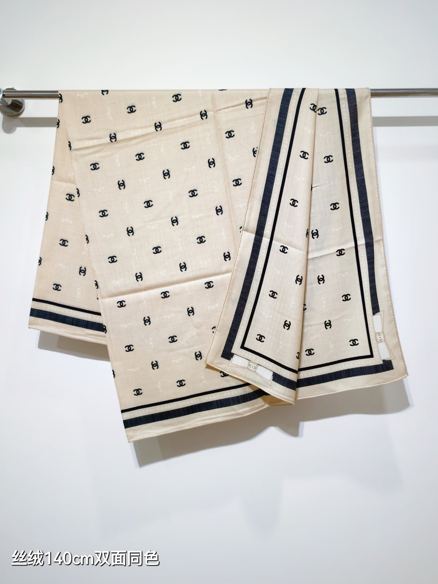 小香家-雙面同色 140x140cm 70%羊絨30%真絲