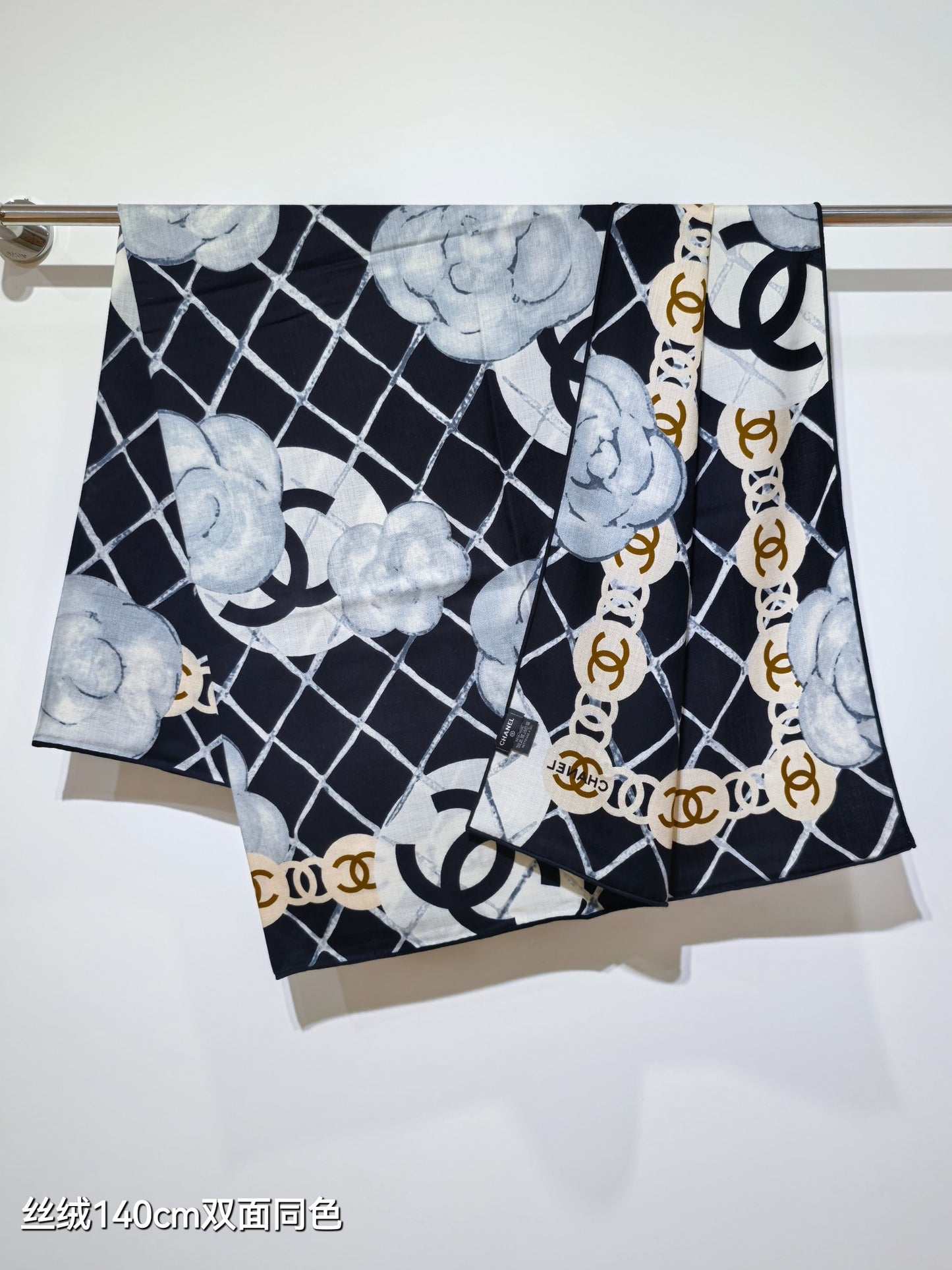 小香家-雙面同色140x140cm 70%羊絨30%真絲