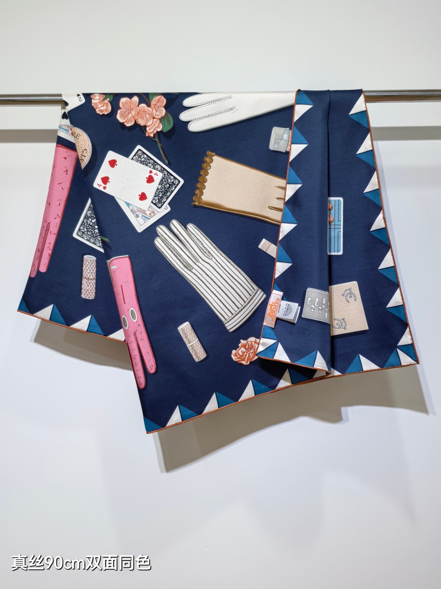小愛款-18姆米雙面 90x90cm 斜紋真絲