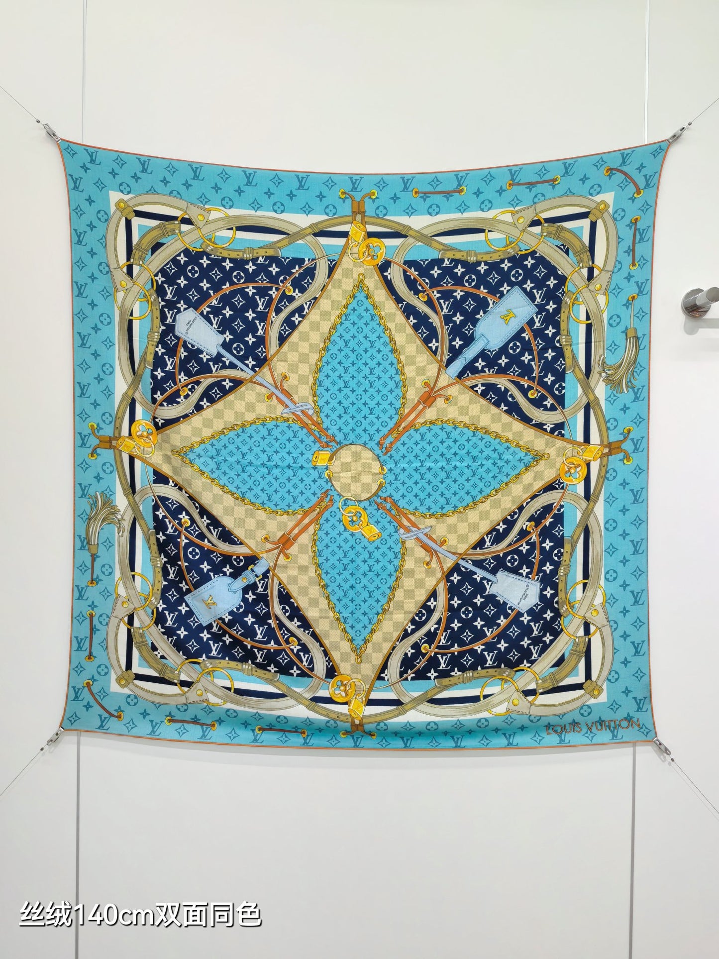 路L家-雙面同色 140x140cm 70%羊絨30%真絲