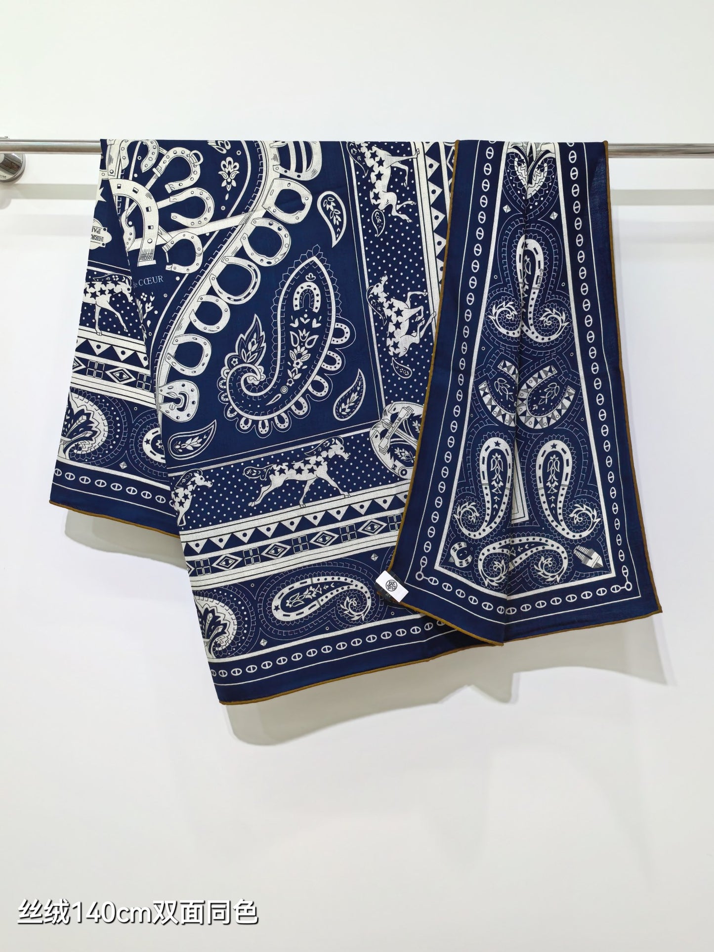 小愛款-雙面同色140x140cm 70%羊絨30%真絲