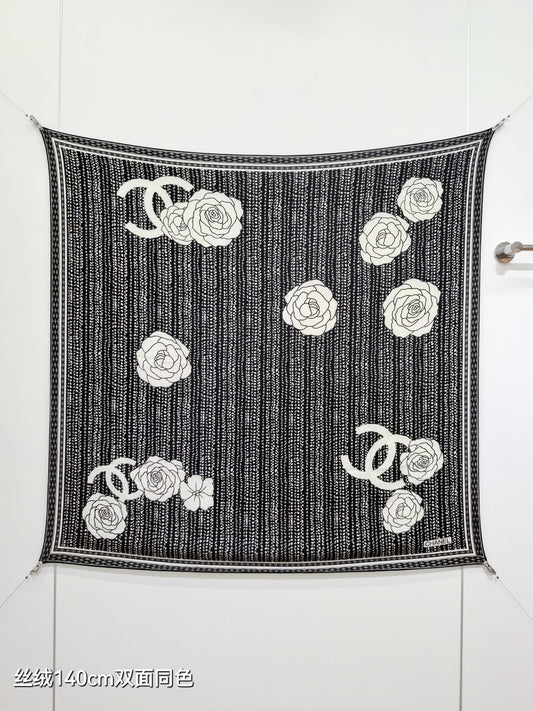 小香家-雙面同色 140x140cm 70%羊絨30%真絲