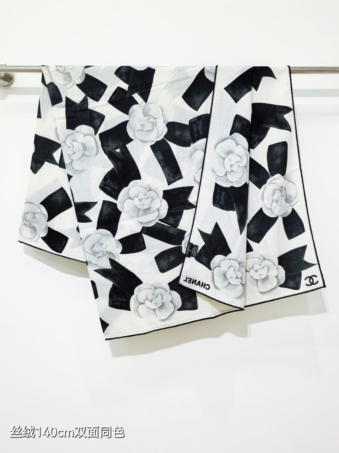 小香家-雙面同色 140x140cm 70%羊絨30%真絲